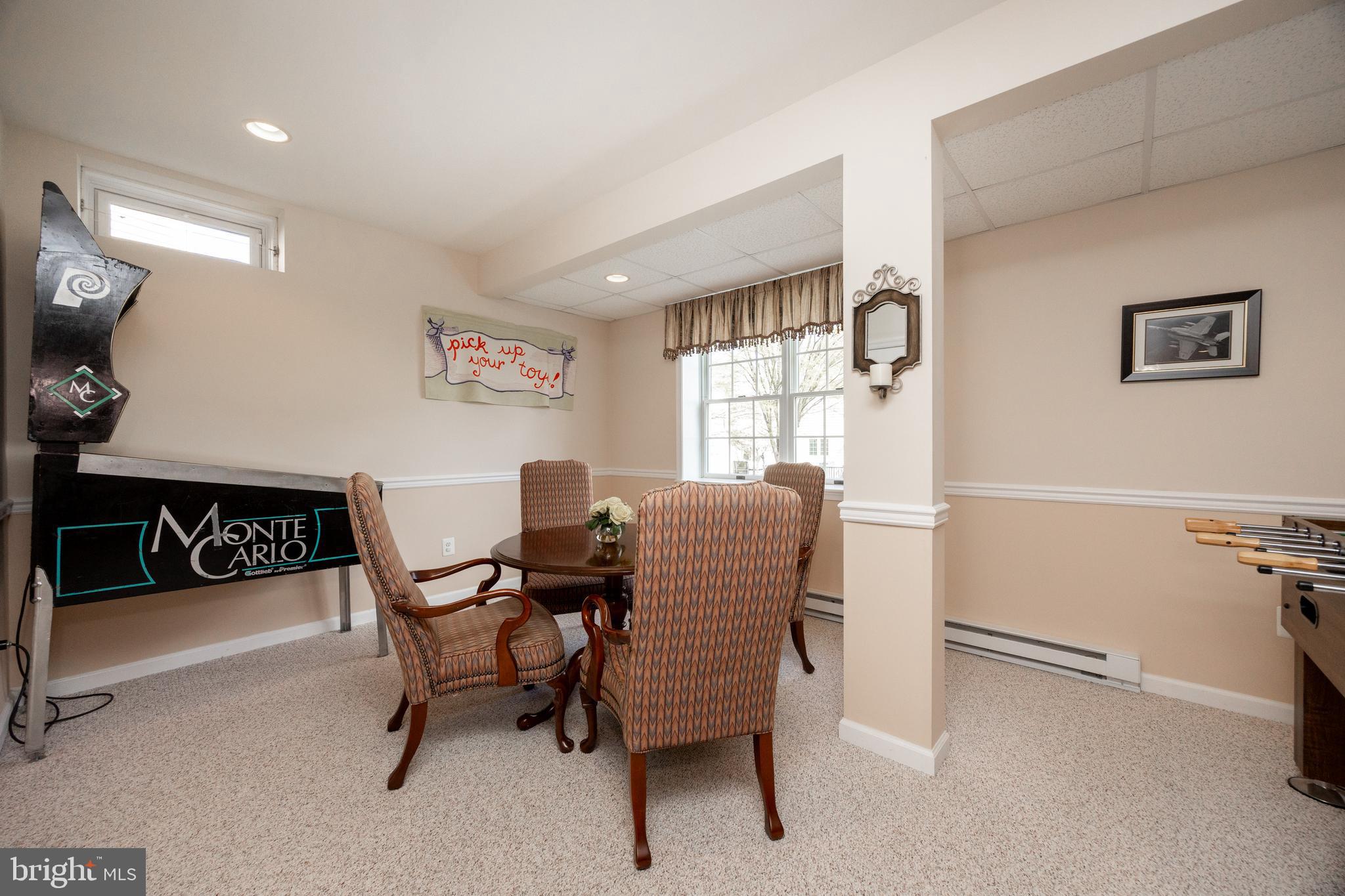 RIVERCREST - Residential