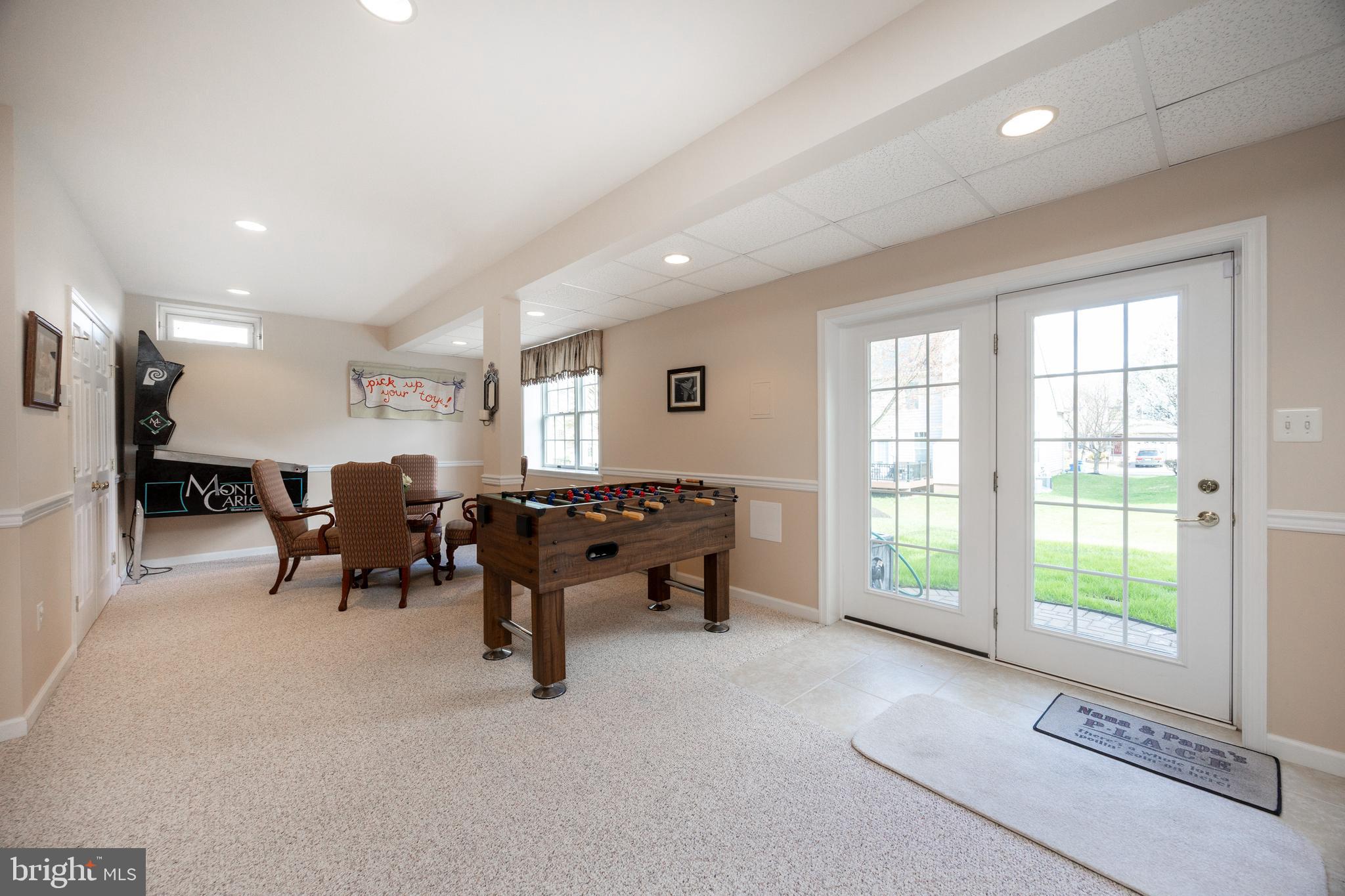 RIVERCREST - Residential