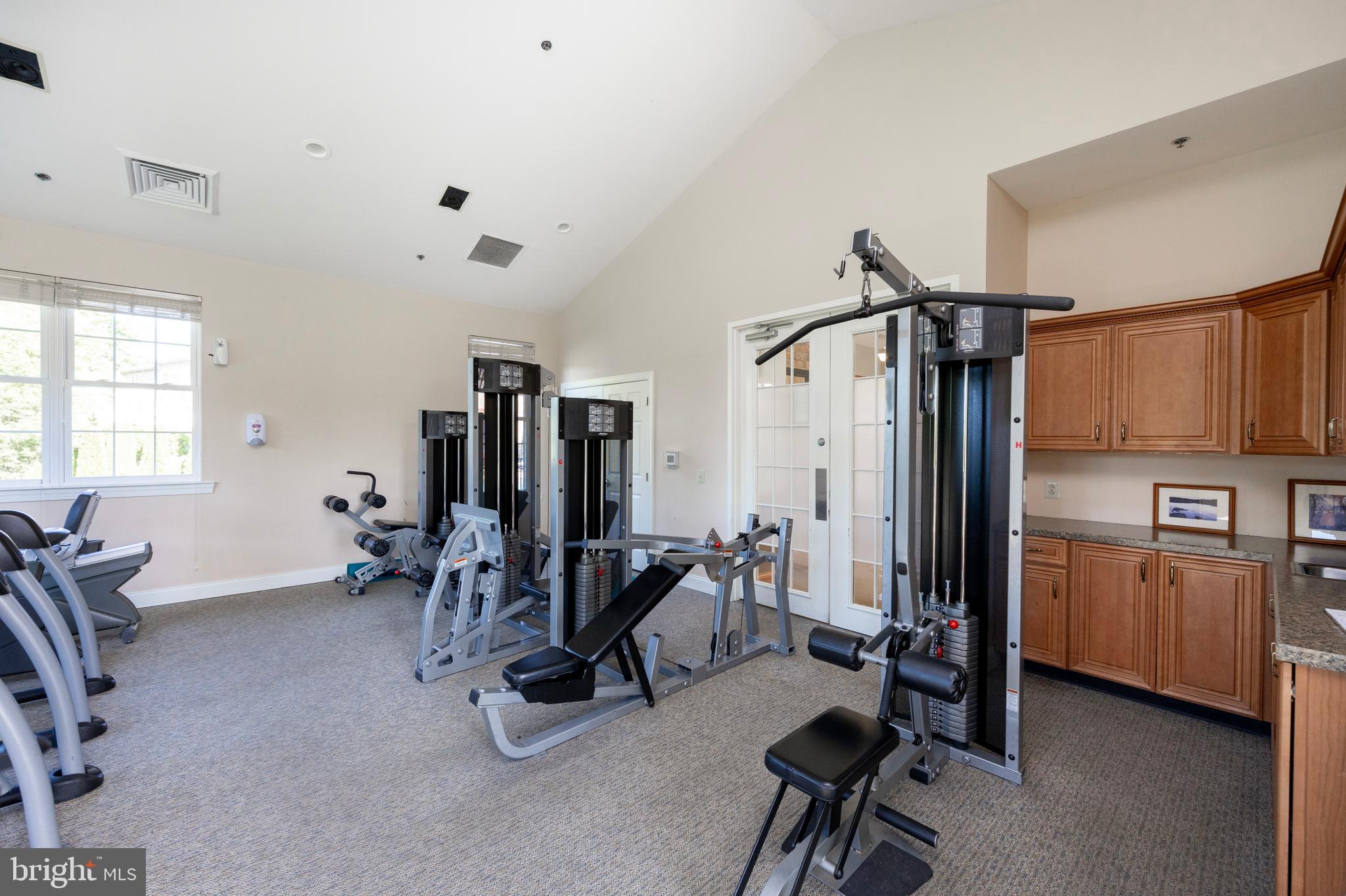 RIVERCREST - Residential