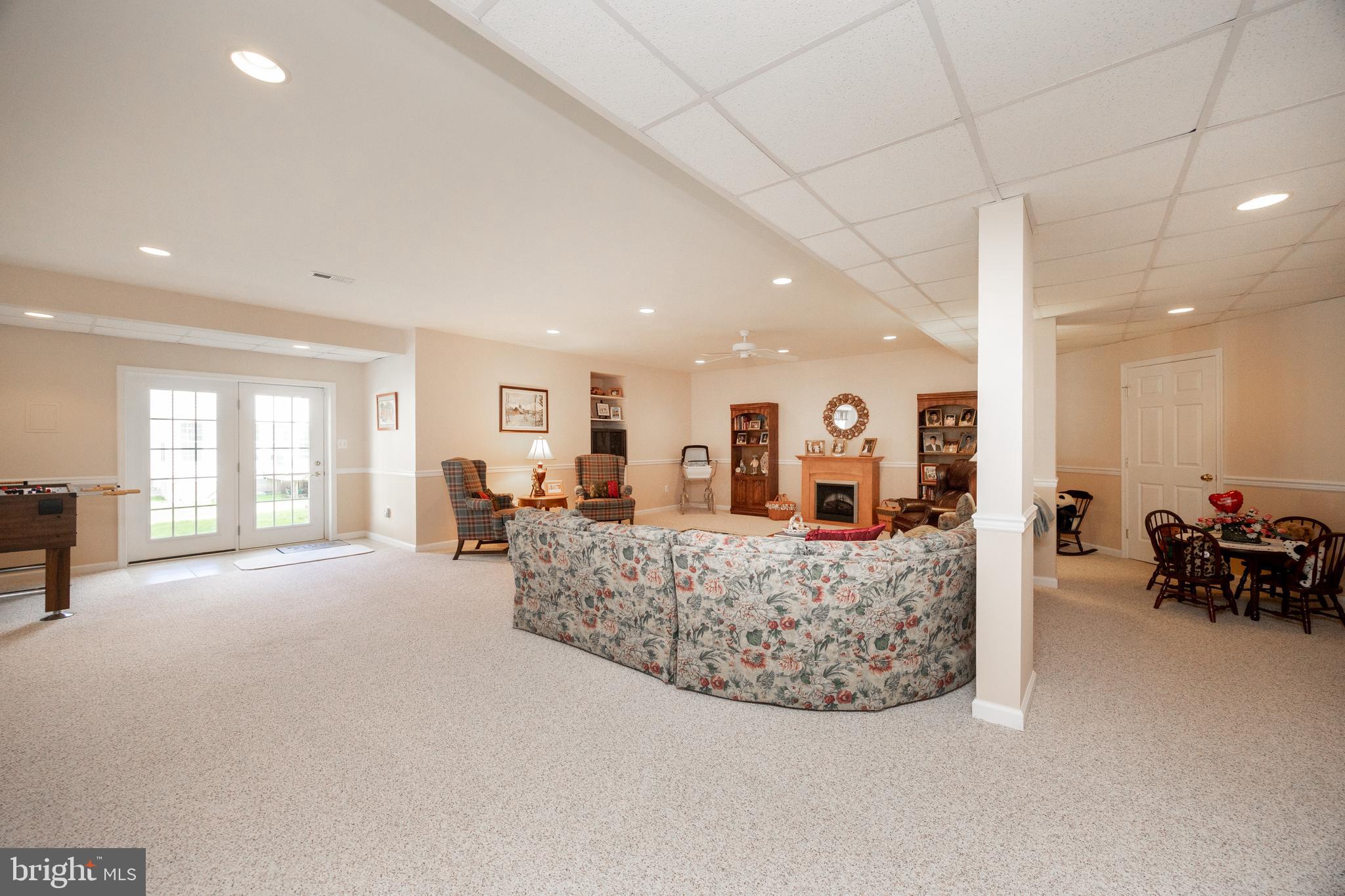 RIVERCREST - Residential