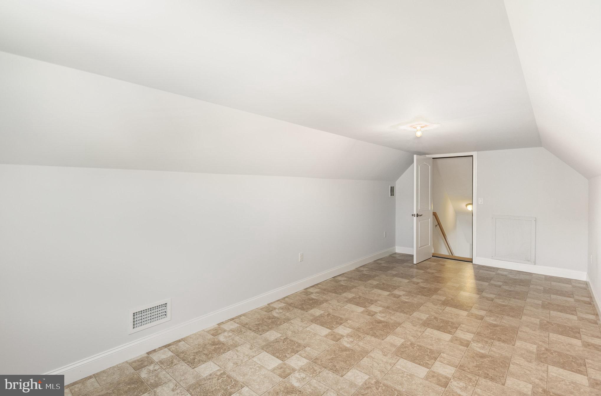 ALDEN PLACE - Residential