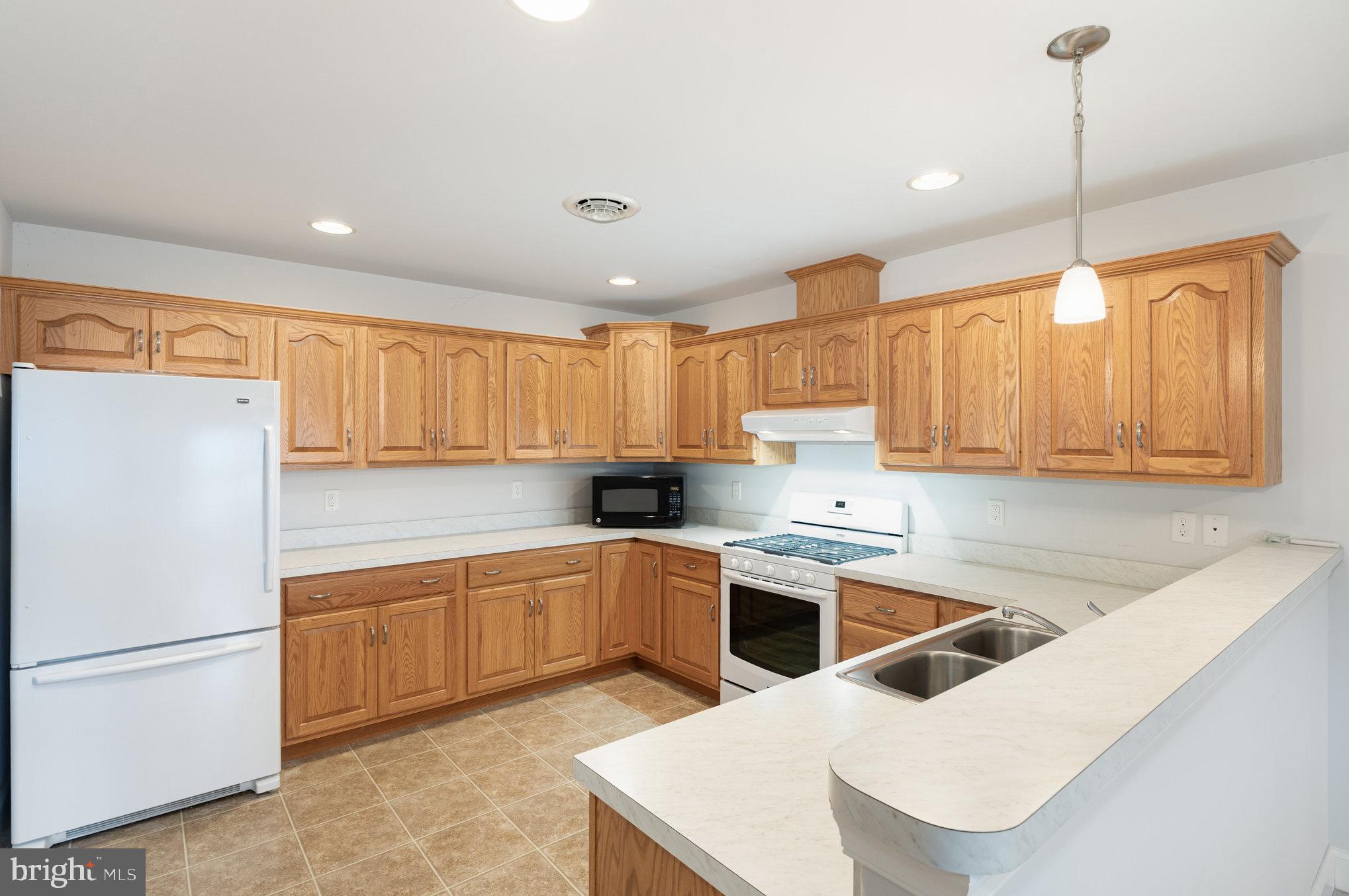 ALDEN PLACE - Residential