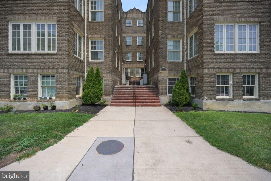 Welcome to this historic Reservoir Hill condominium which is just south of Druid Hill Park. This condo is a short drive to Johns Hopkins, MICA, and MedStar Union Memorial. It offers 2 spacious beds and 2 full bath, along with an amazing high ceiling area that can be used for an office space or small sun room. Since this unit is a corner unit, you have a lot of windows which brings in a lot of natural light.