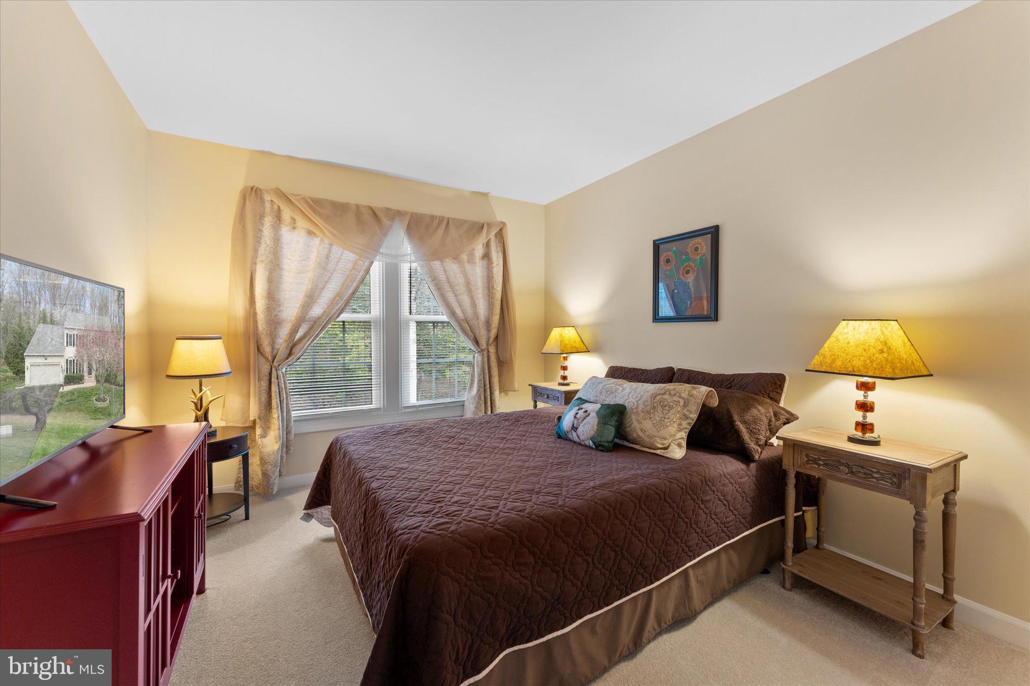 MEADOWBROOK WOODS - Residential