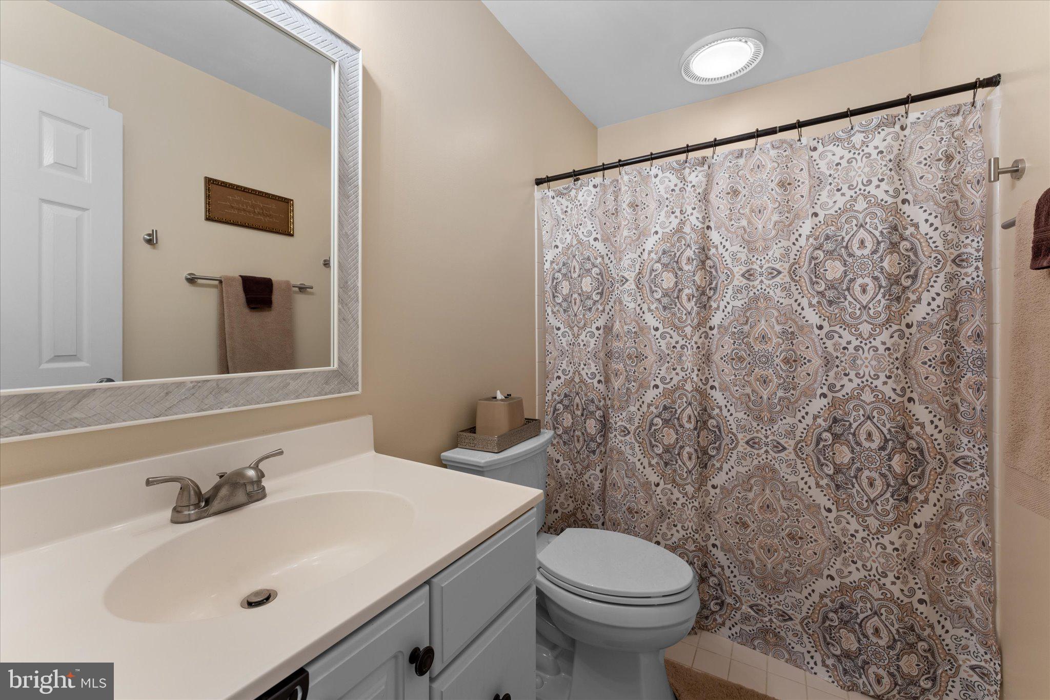 MEADOWBROOK WOODS - Residential