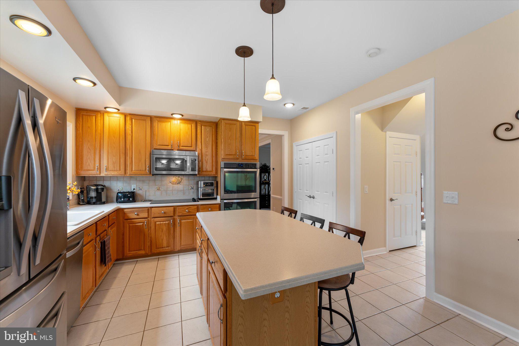 MEADOWBROOK WOODS - Residential