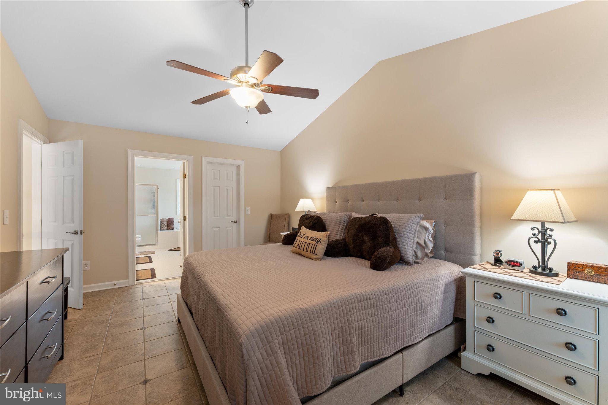 MEADOWBROOK WOODS - Residential