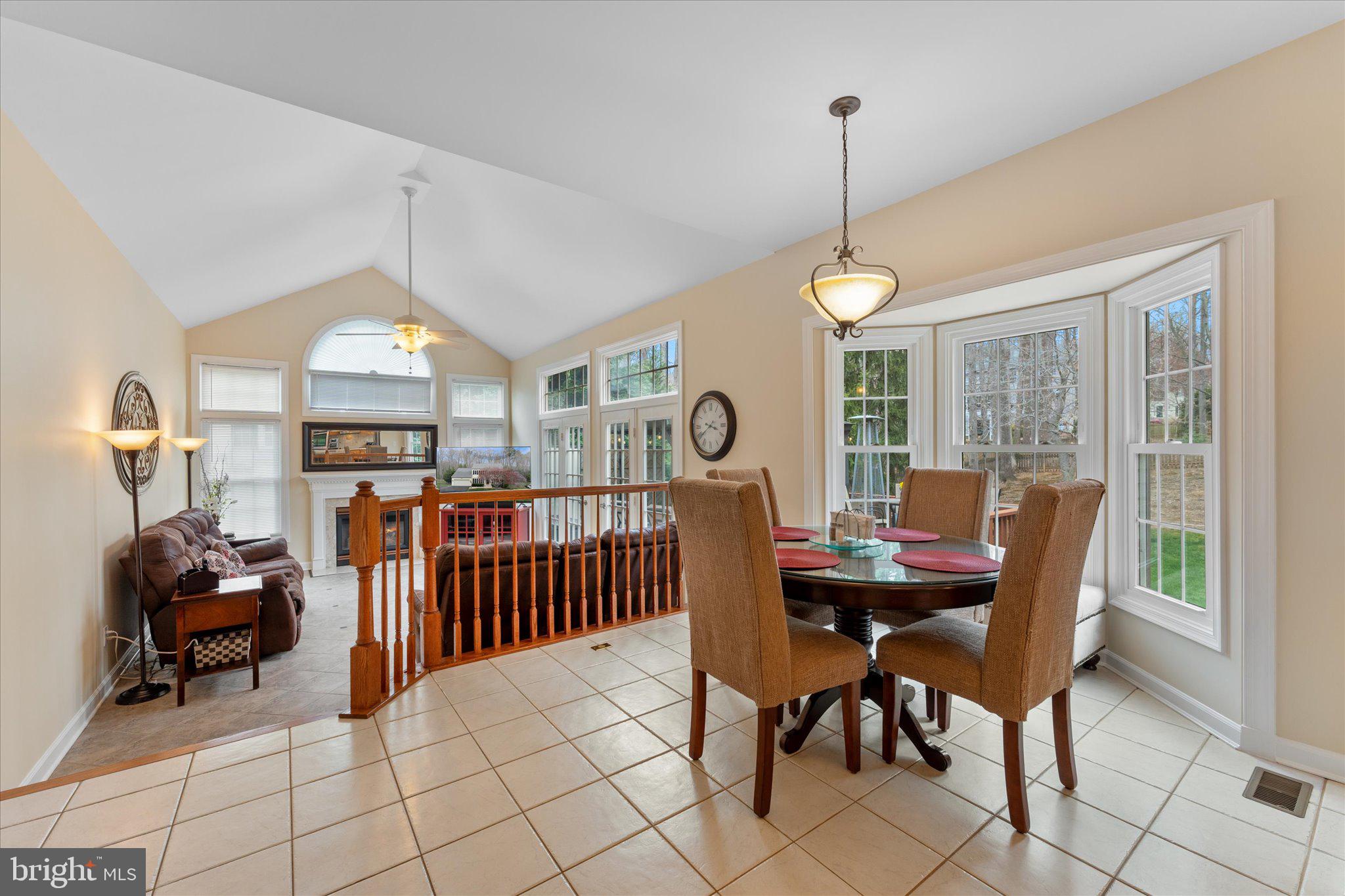 MEADOWBROOK WOODS - Residential