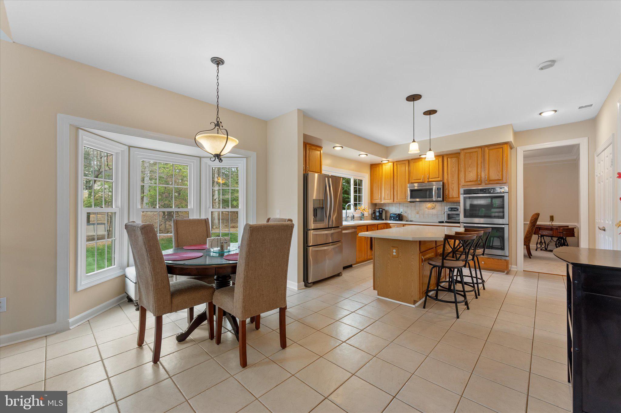 MEADOWBROOK WOODS - Residential