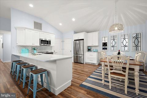 4 ABBEY CIRCLE OCEAN PINES MD 21811