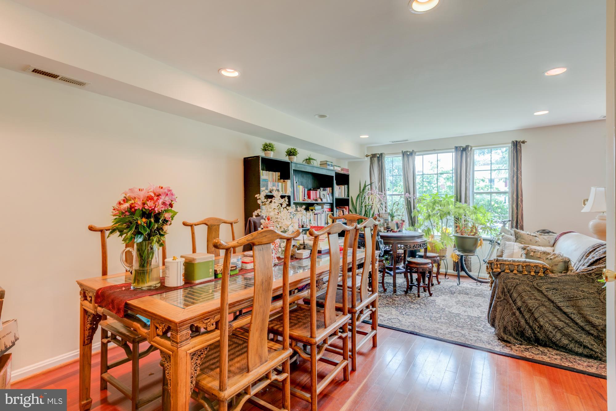 FAIRLINGTON TOWNE - Residential Lease