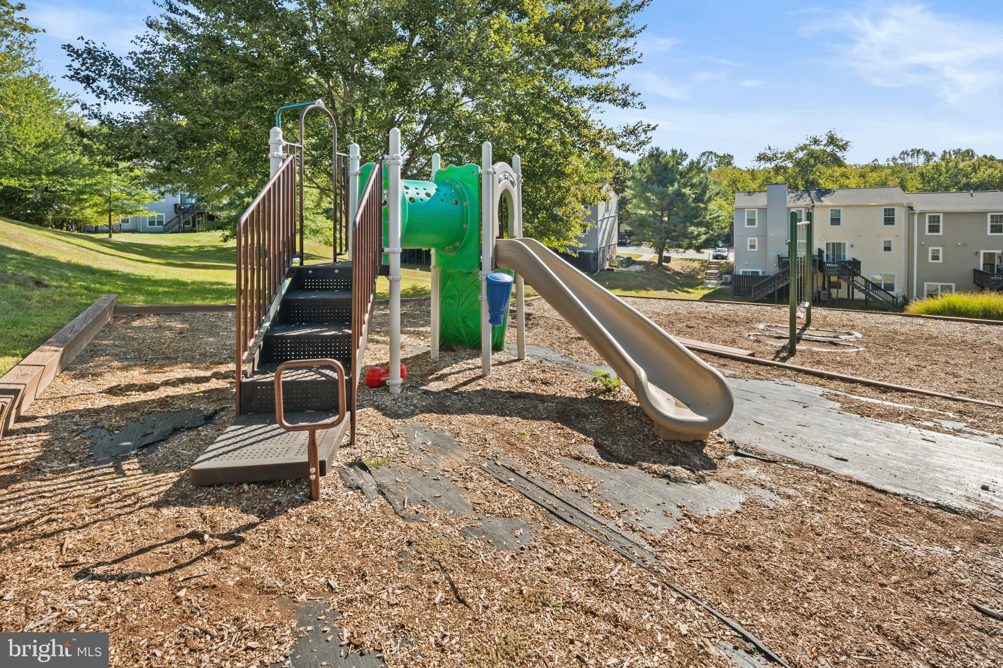 GREENHILLS - Residential