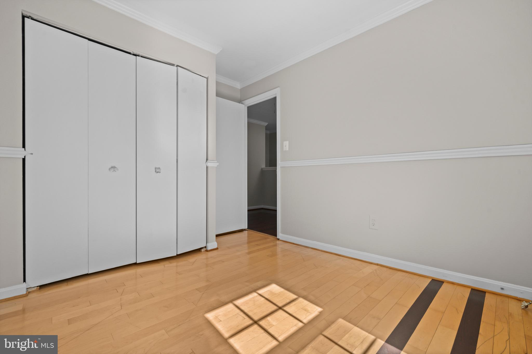 GREENHILLS - Residential