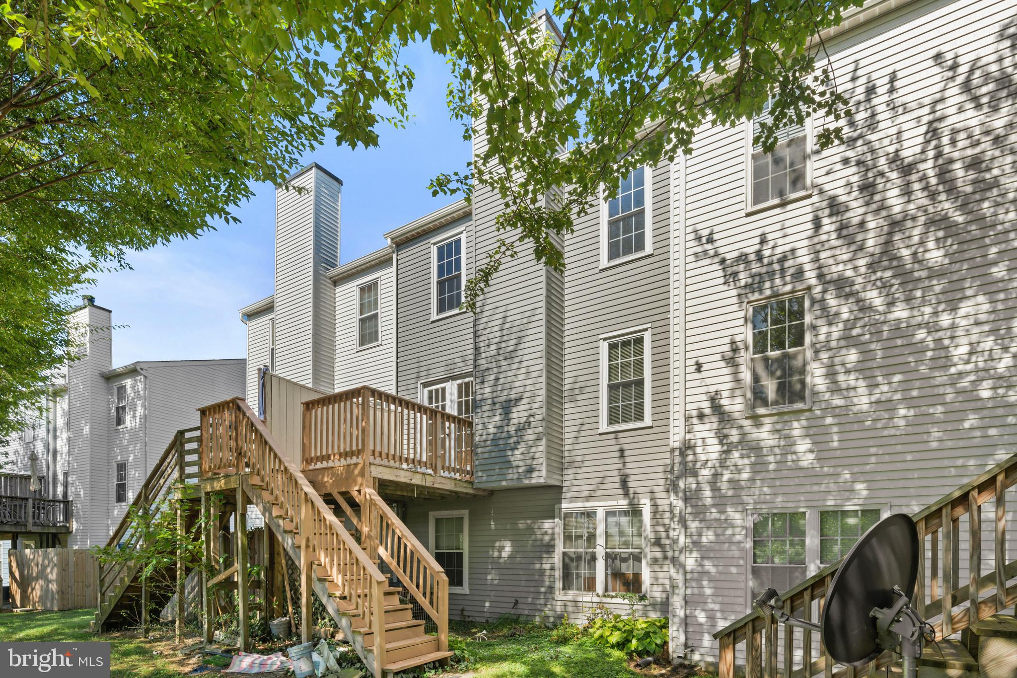 GREENHILLS - Residential