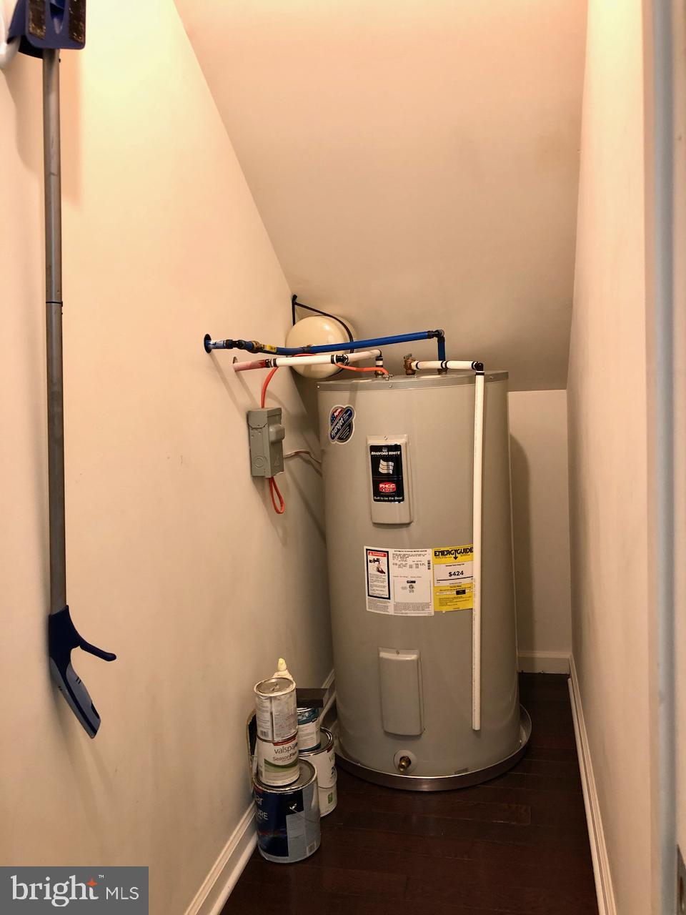 QUANTICO - Residential Lease