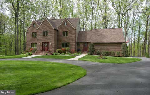 Photo of 7012 Wellington Drive, MARRIOTTSVILLE, MD 21104 (MLS # MDCR2037046)