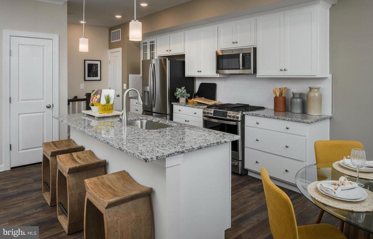 RIPPON LANDING - Residential