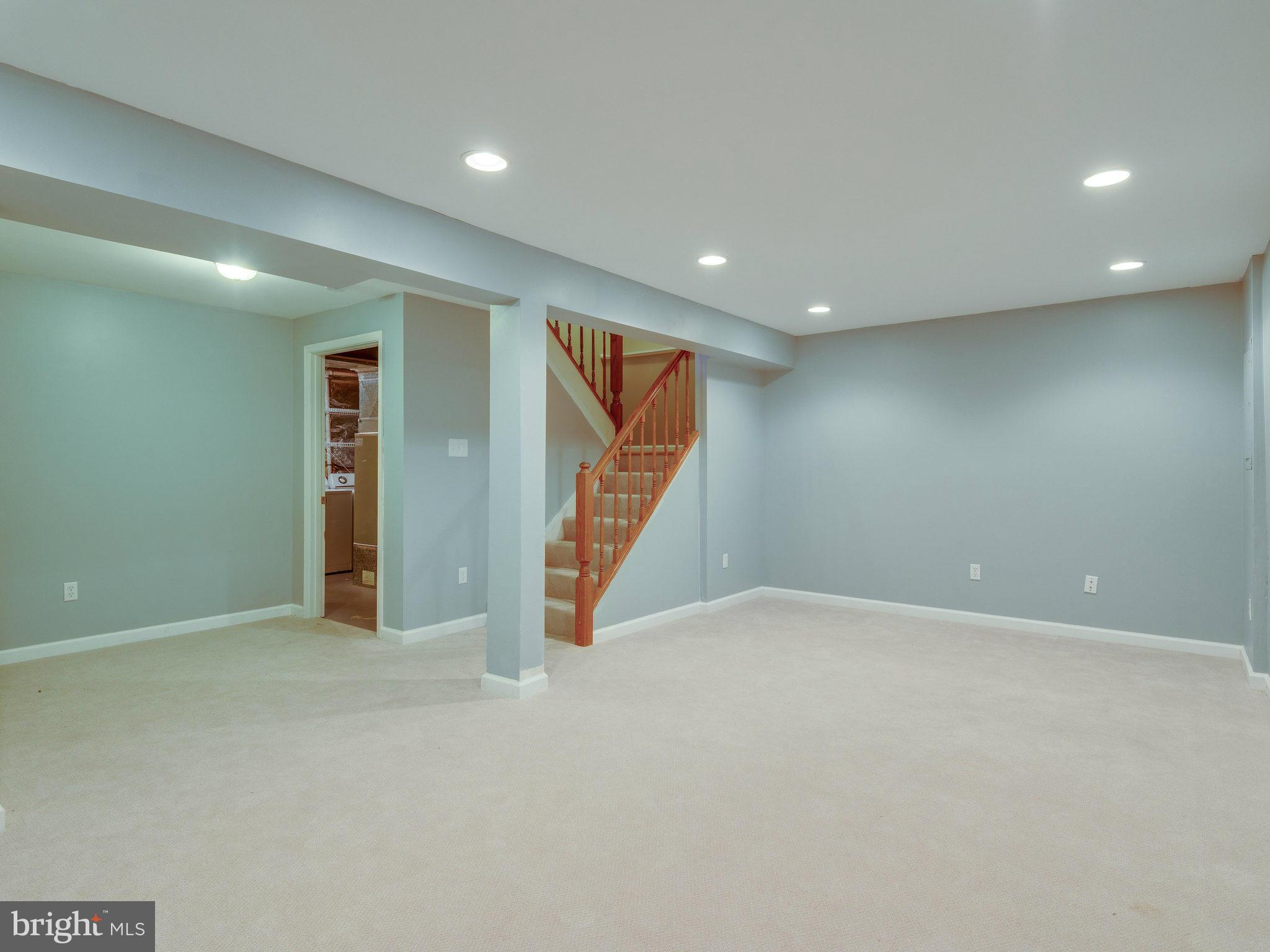 POTOMAC FAIRWAYS - Residential