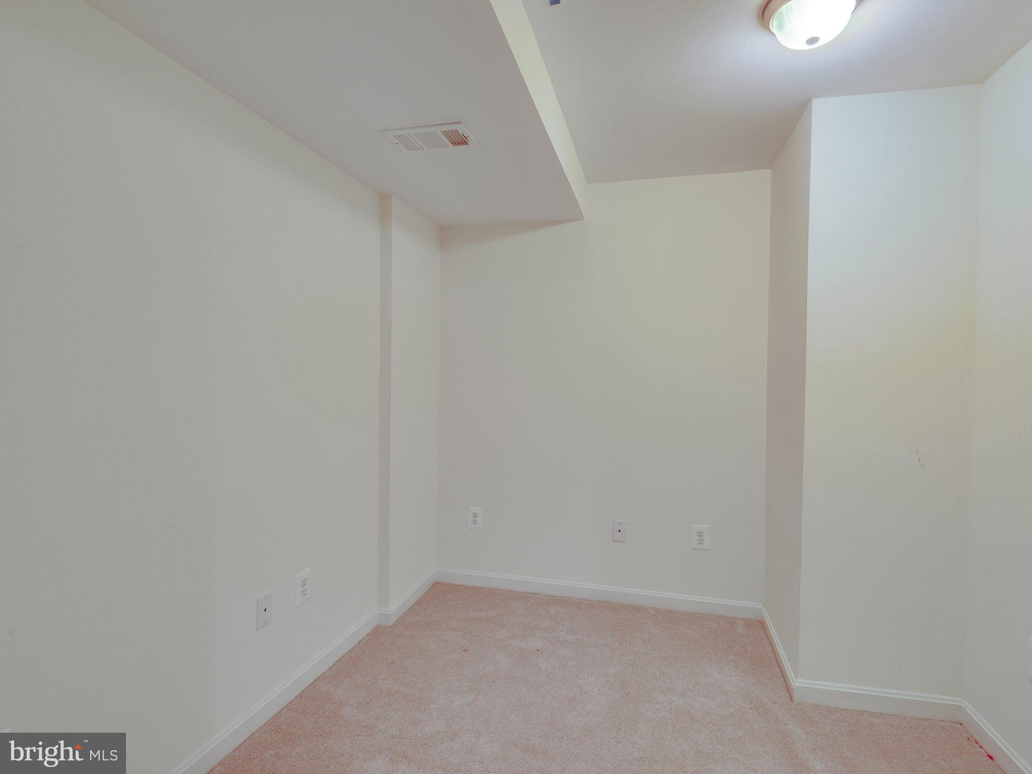 POTOMAC FAIRWAYS - Residential