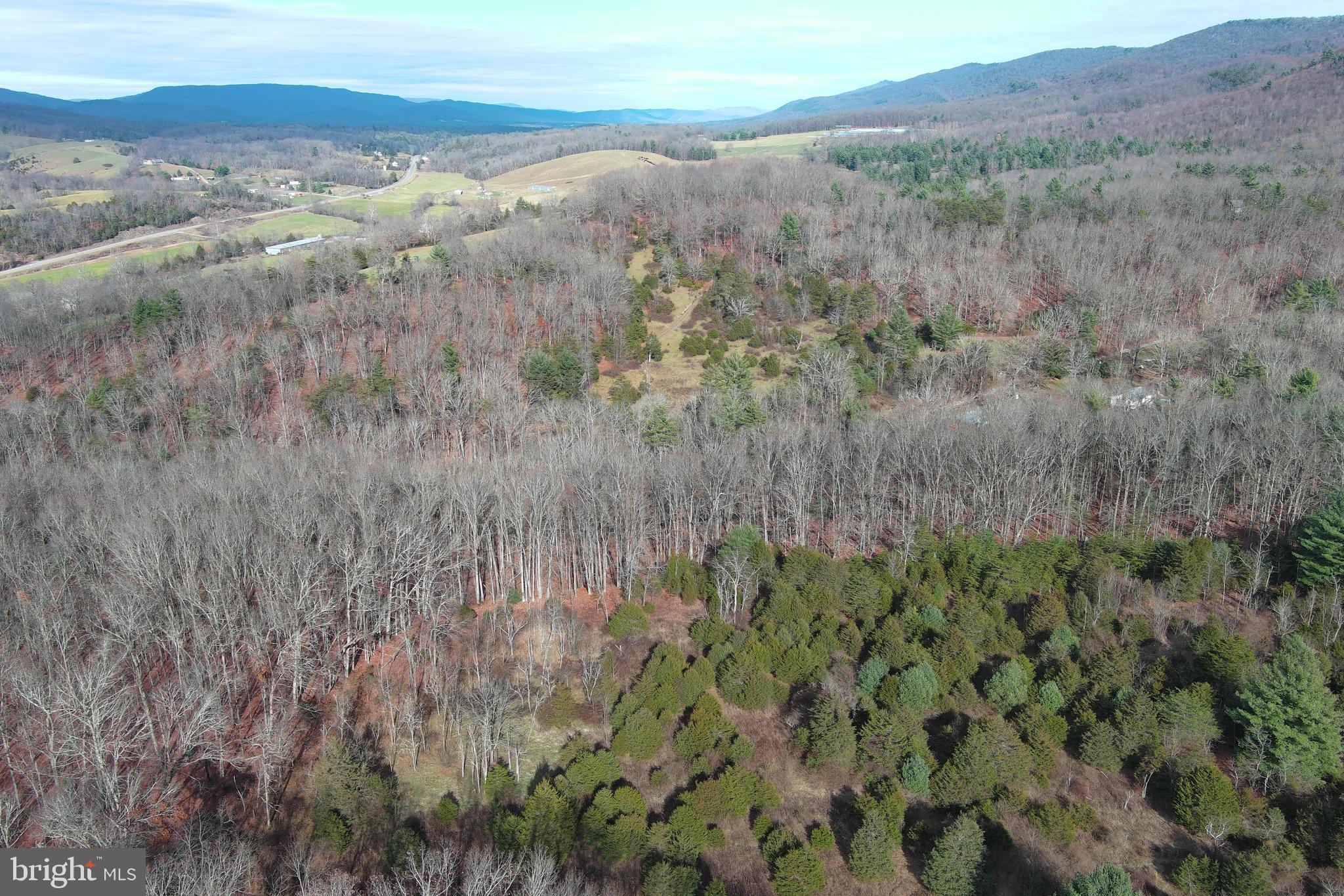 NONE UNRESTRICTED - Land