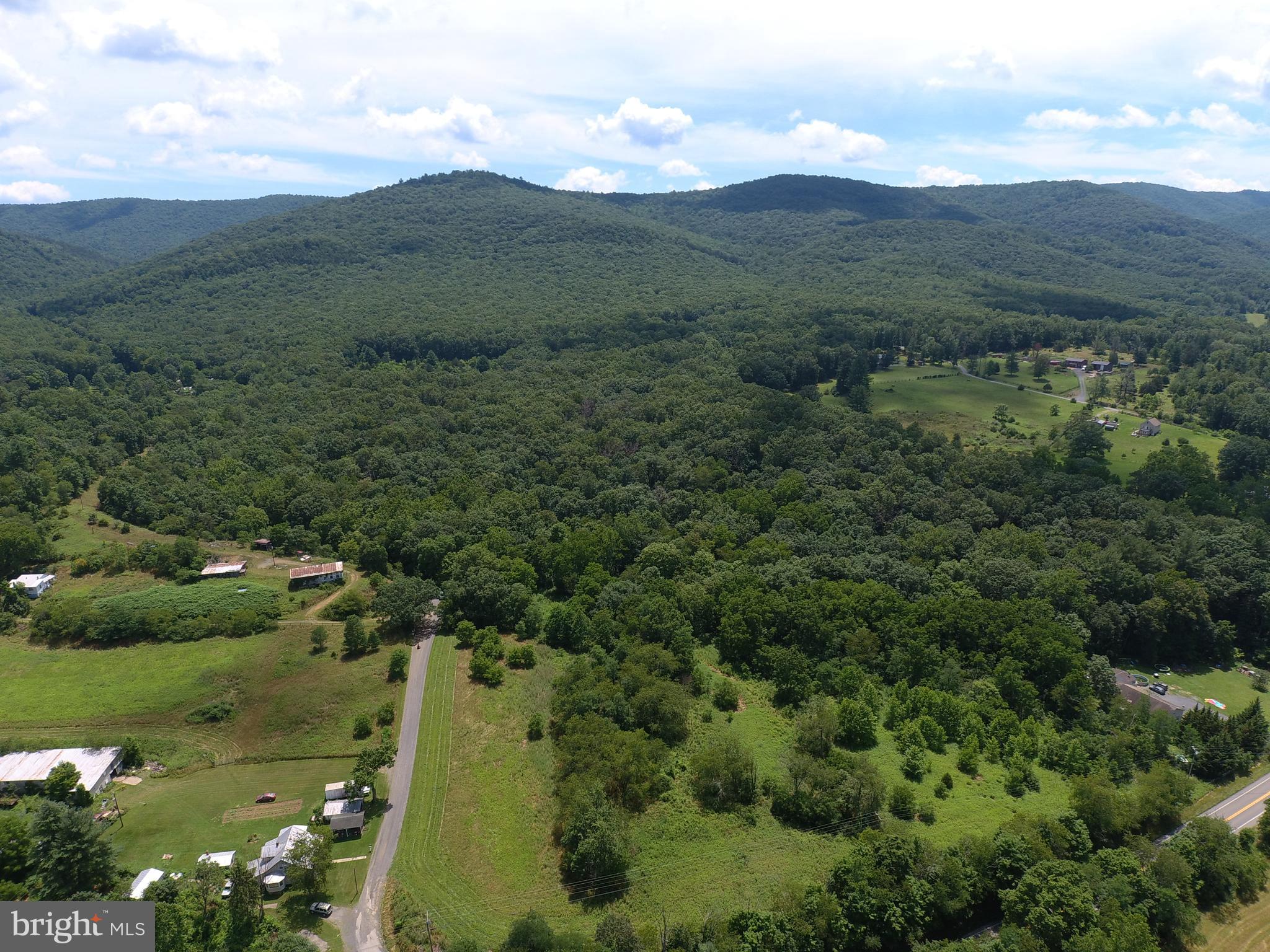 NONE UNRESTRICTED - Land