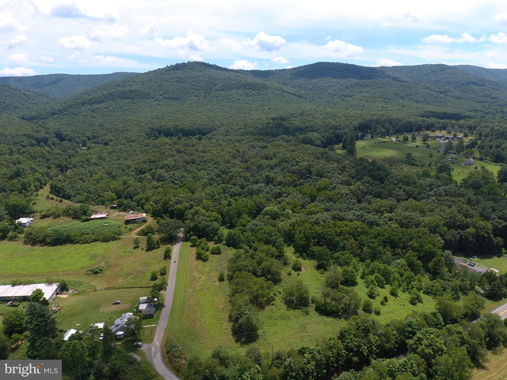 NONE UNRESTRICTED - Land