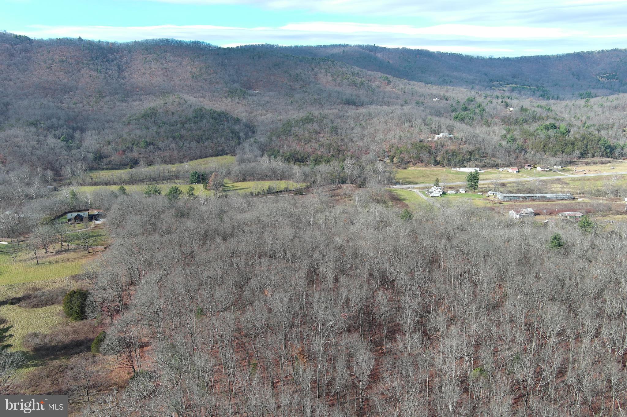 NONE UNRESTRICTED - Land