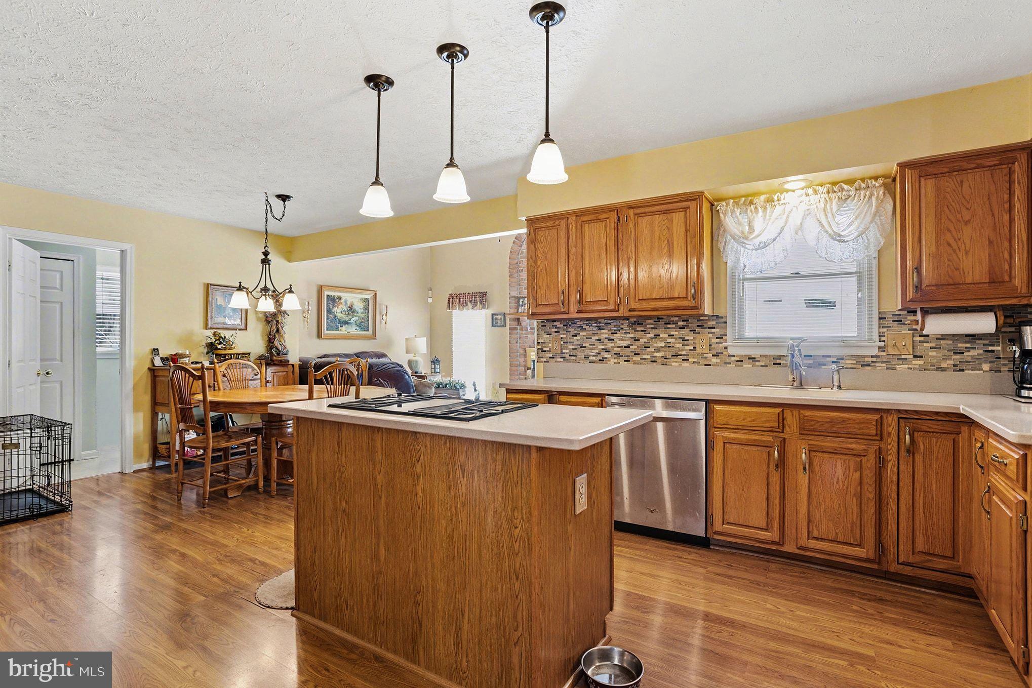 LONGMEADOW - Residential