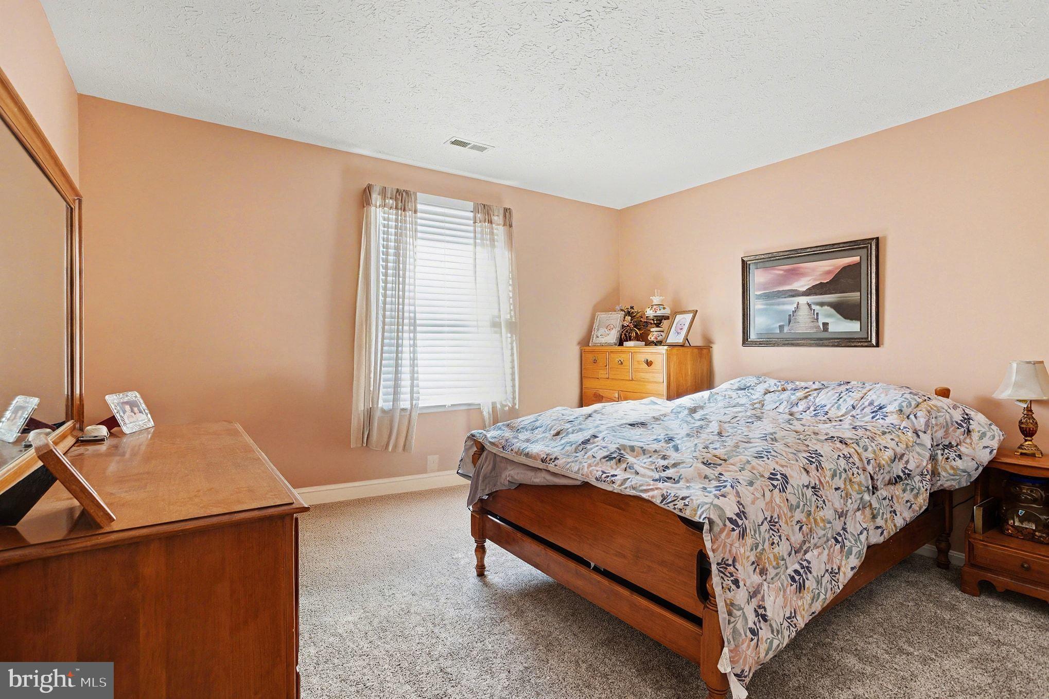 LONGMEADOW - Residential