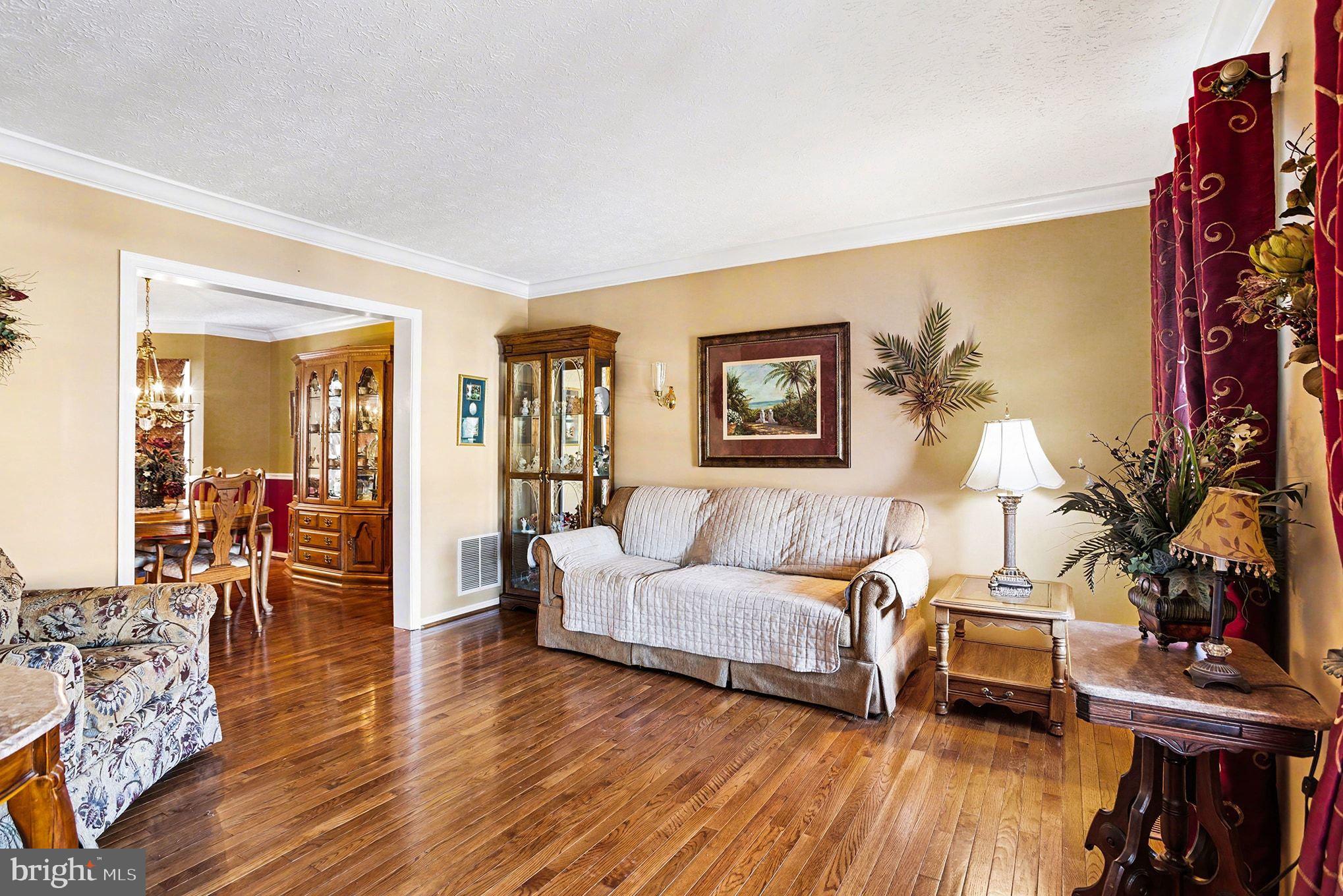 LONGMEADOW - Residential