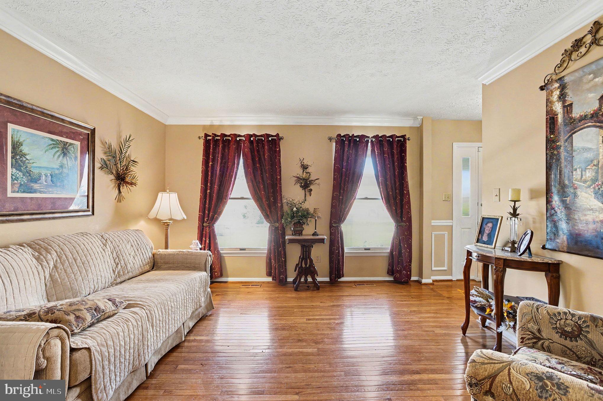 LONGMEADOW - Residential