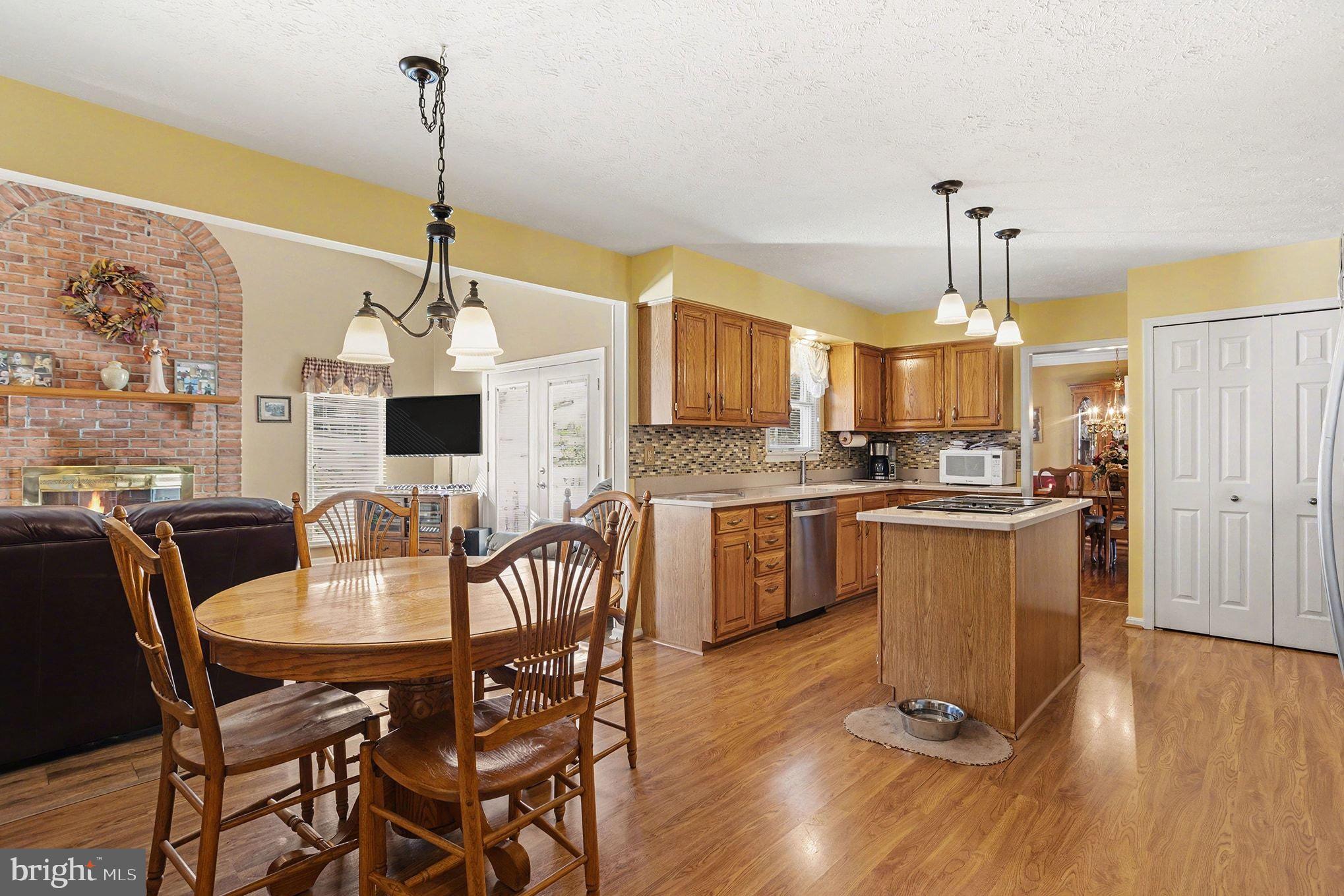 LONGMEADOW - Residential