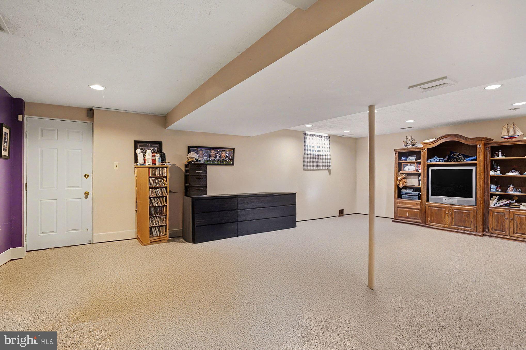 LONGMEADOW - Residential