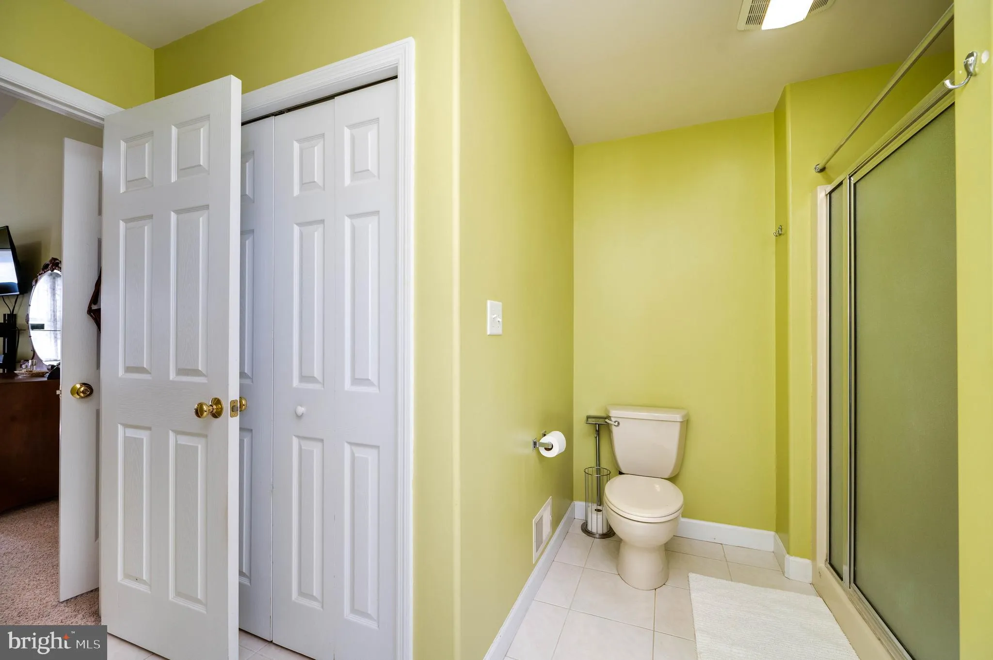 Blandon, Pennsylvania 19510, United States, 5 Bedrooms Bedrooms, ,4 BathroomsBathrooms,Residential,Pending,190914