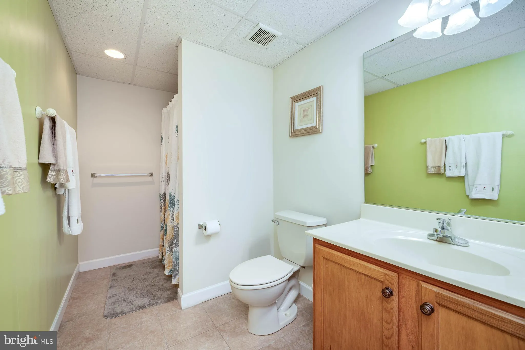 Blandon, Pennsylvania 19510, United States, 5 Bedrooms Bedrooms, ,4 BathroomsBathrooms,Residential,Pending,190914