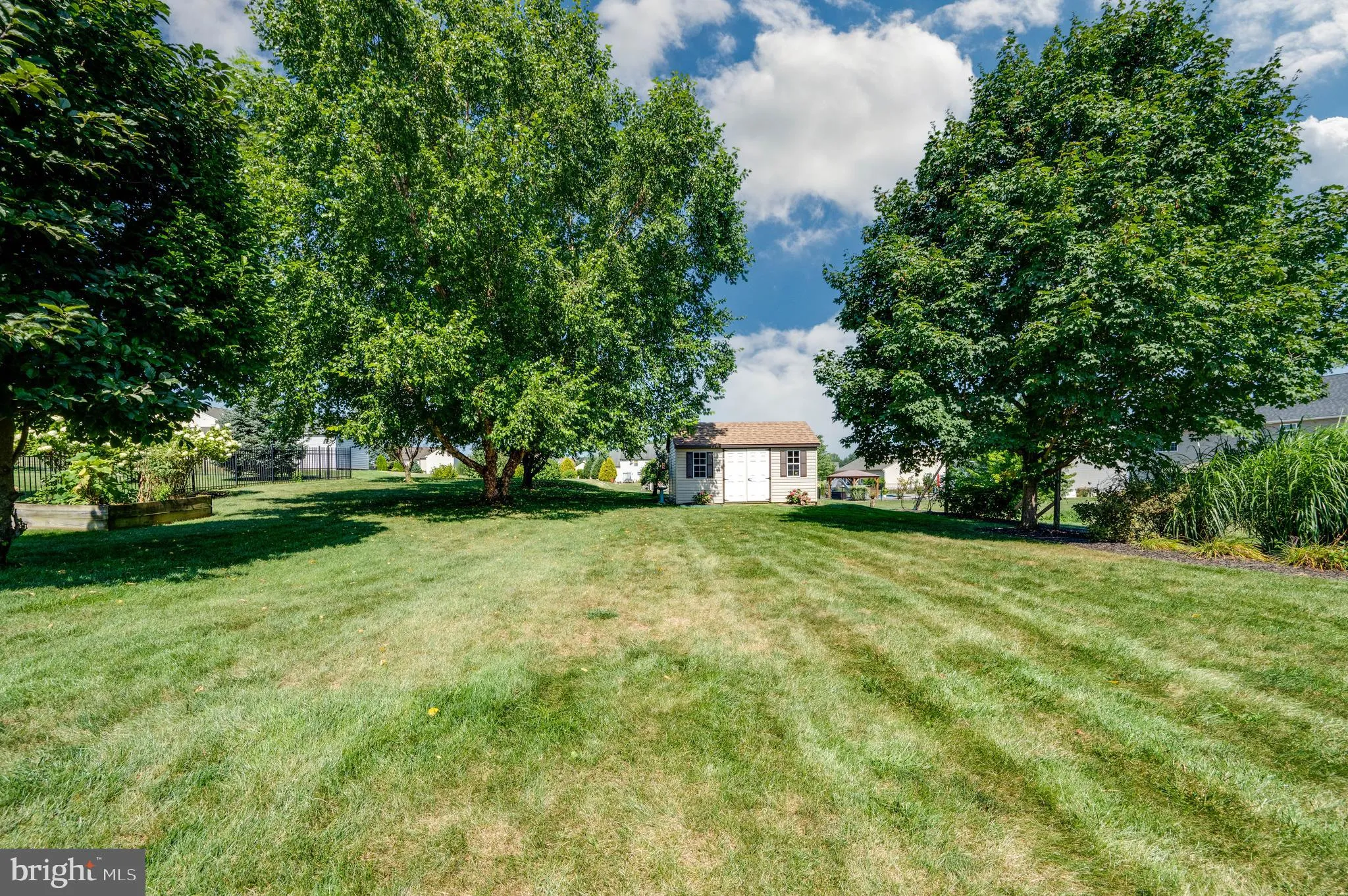 Blandon, Pennsylvania 19510, United States, 5 Bedrooms Bedrooms, ,4 BathroomsBathrooms,Residential,Pending,190914