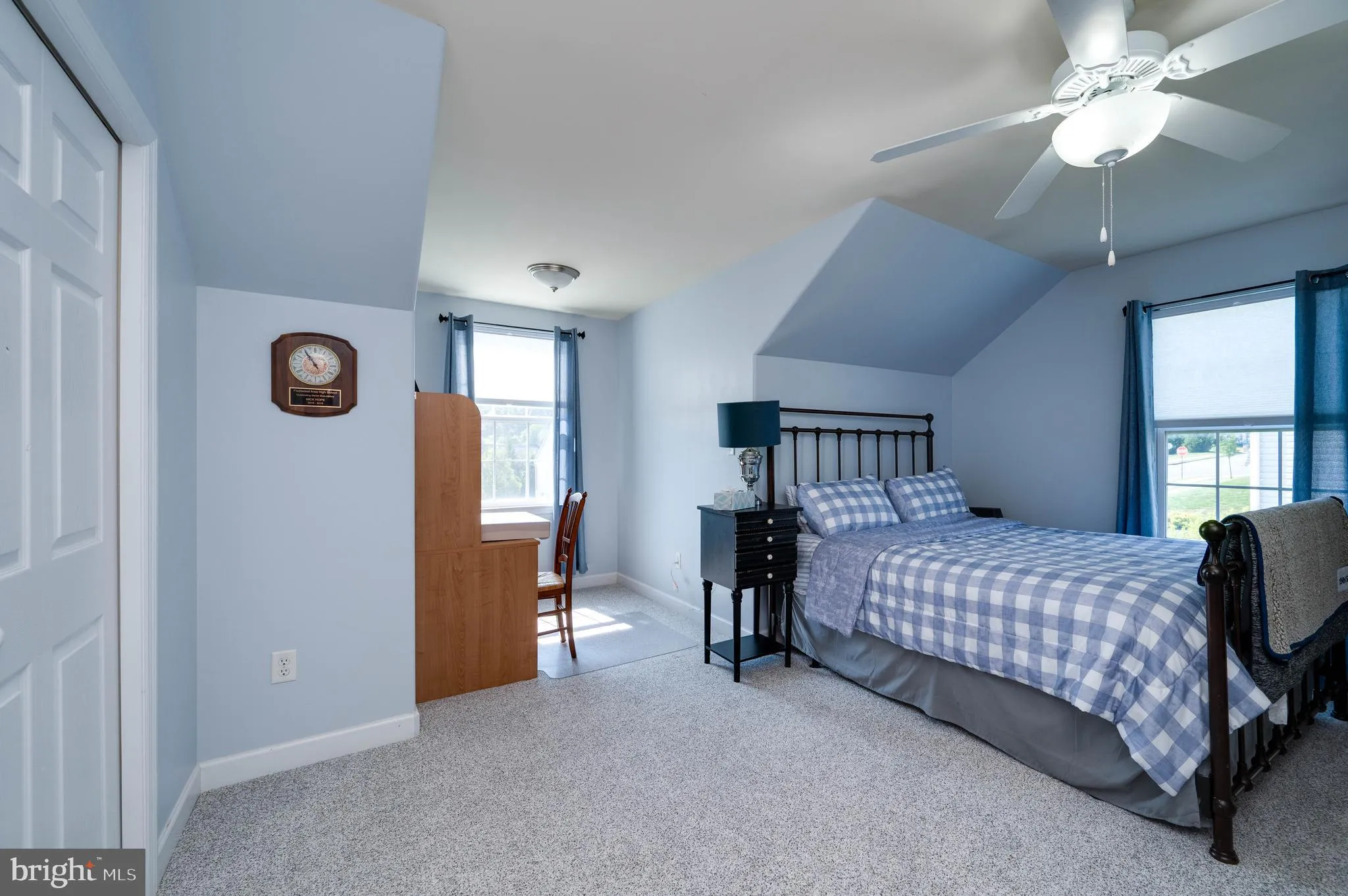 Blandon, Pennsylvania 19510, United States, 5 Bedrooms Bedrooms, ,4 BathroomsBathrooms,Residential,Pending,190914