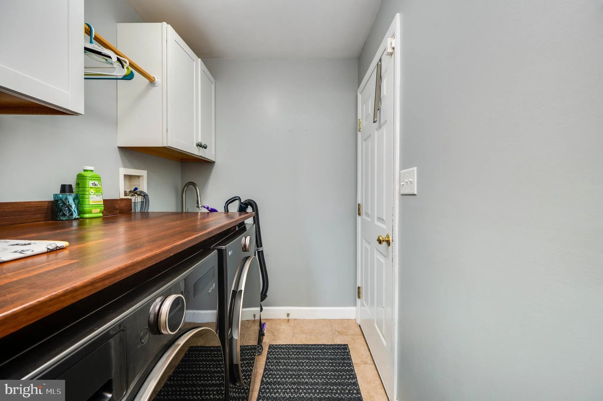 Blandon, Pennsylvania 19510, United States, 5 Bedrooms Bedrooms, ,4 BathroomsBathrooms,Residential,Pending,190914