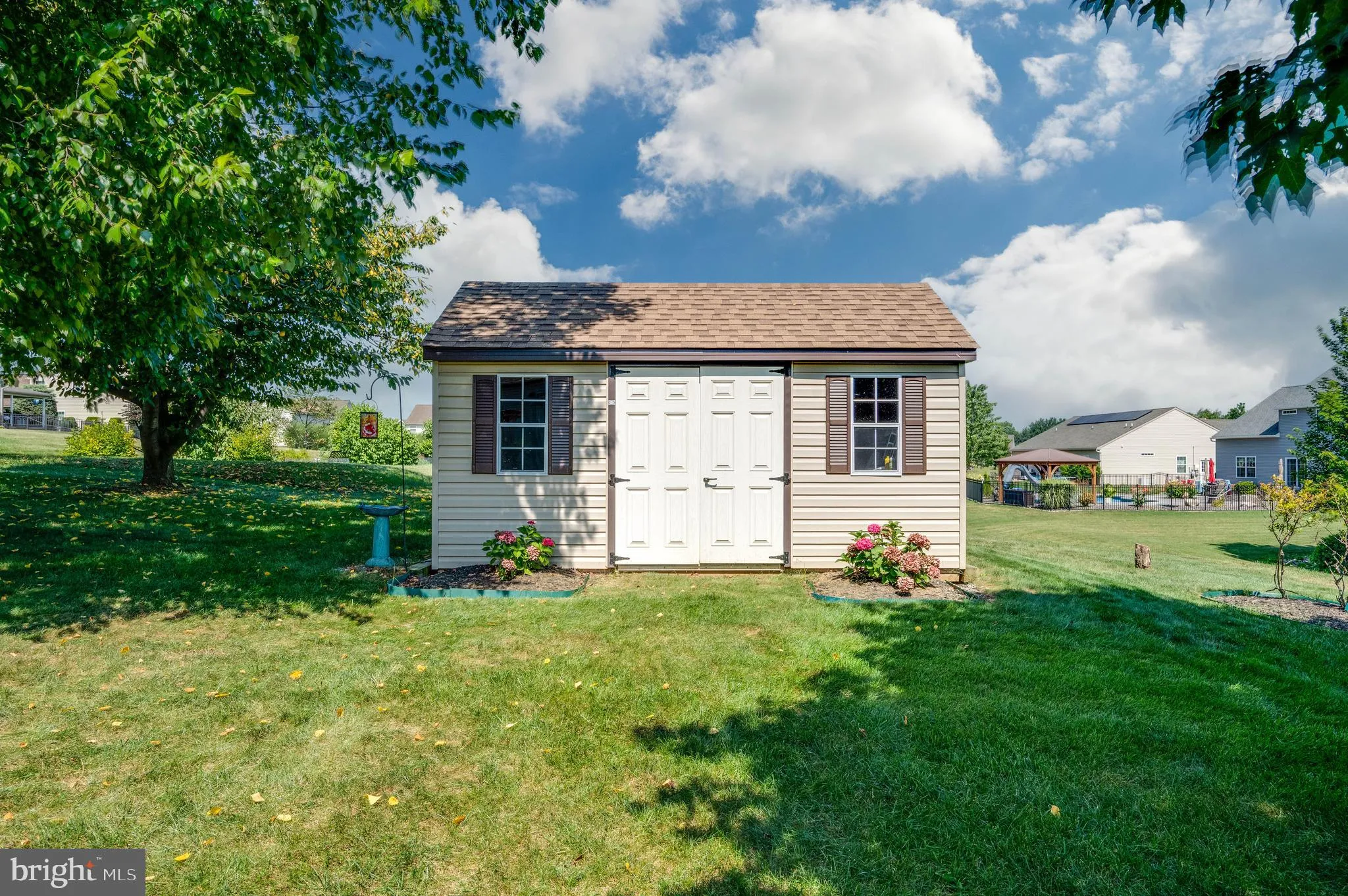 Blandon, Pennsylvania 19510, United States, 5 Bedrooms Bedrooms, ,4 BathroomsBathrooms,Residential,Pending,190914