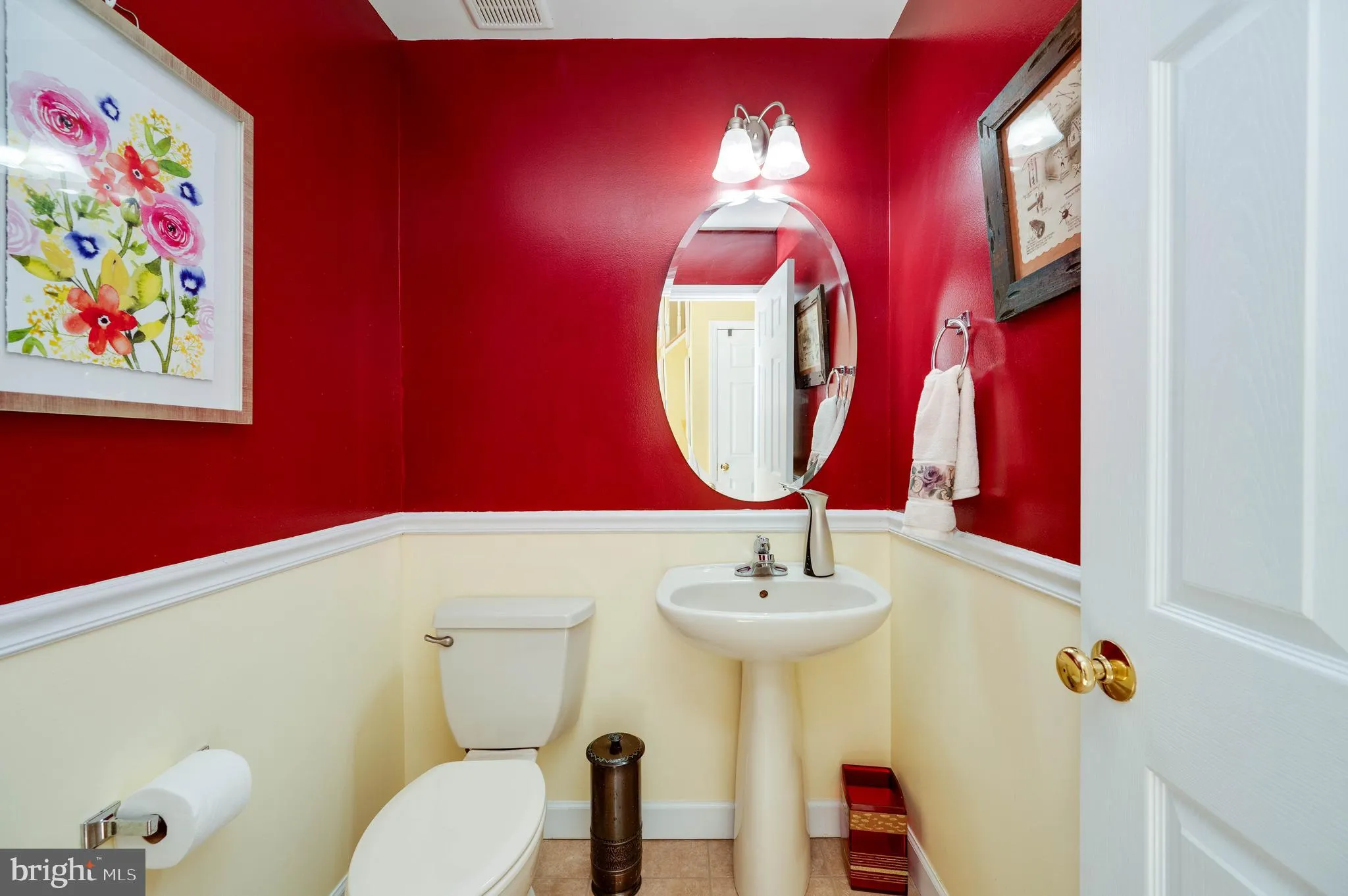 Blandon, Pennsylvania 19510, United States, 5 Bedrooms Bedrooms, ,4 BathroomsBathrooms,Residential,Pending,190914