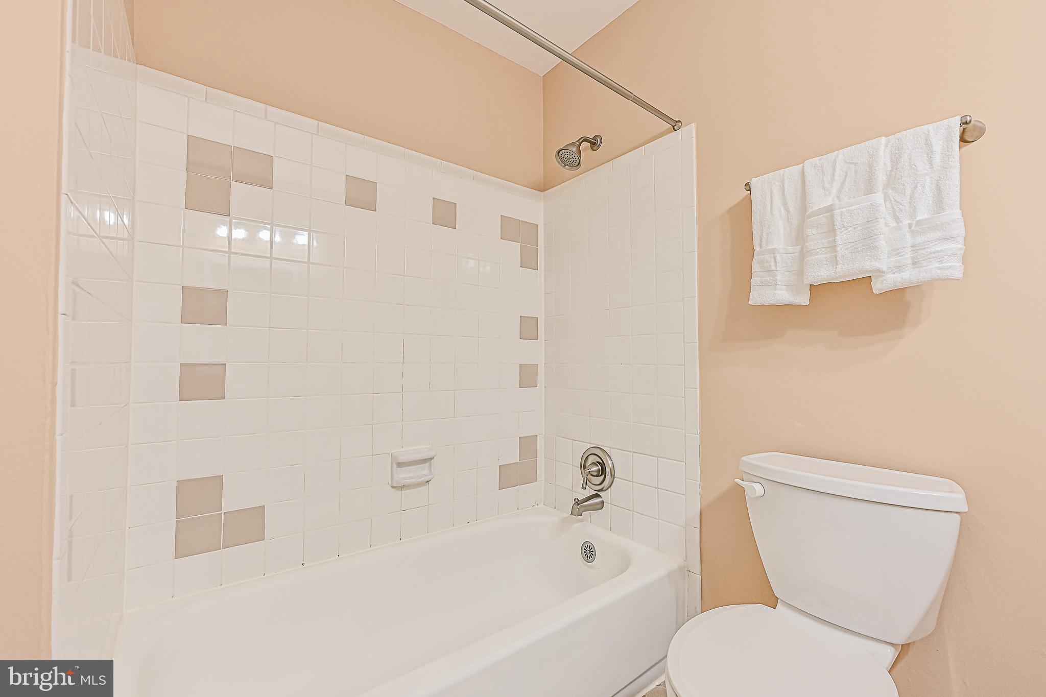 DALE CITY - Residential