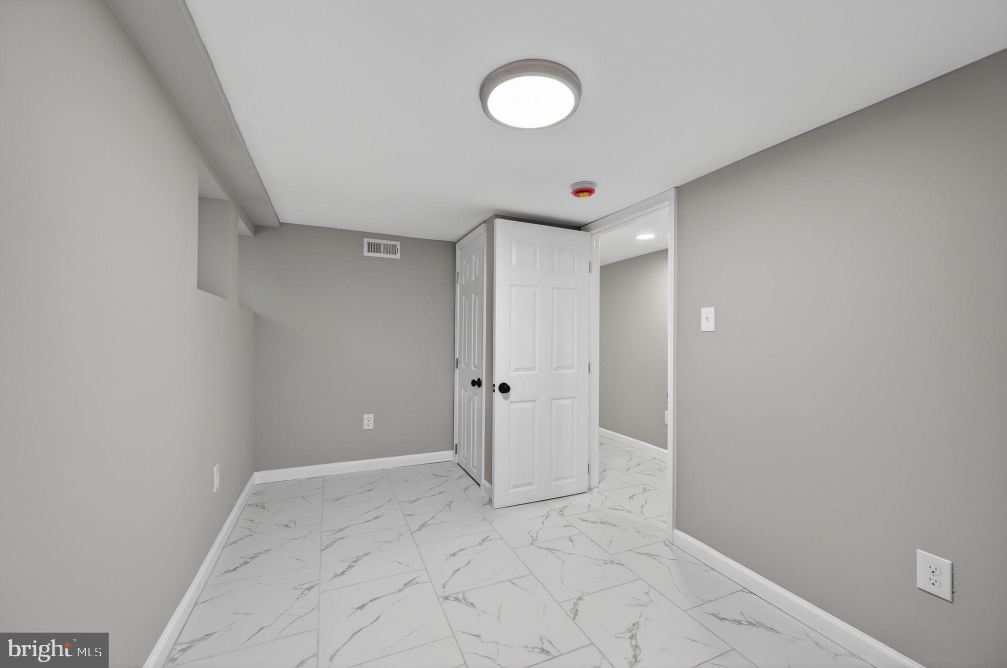 MIDWAY - Residential