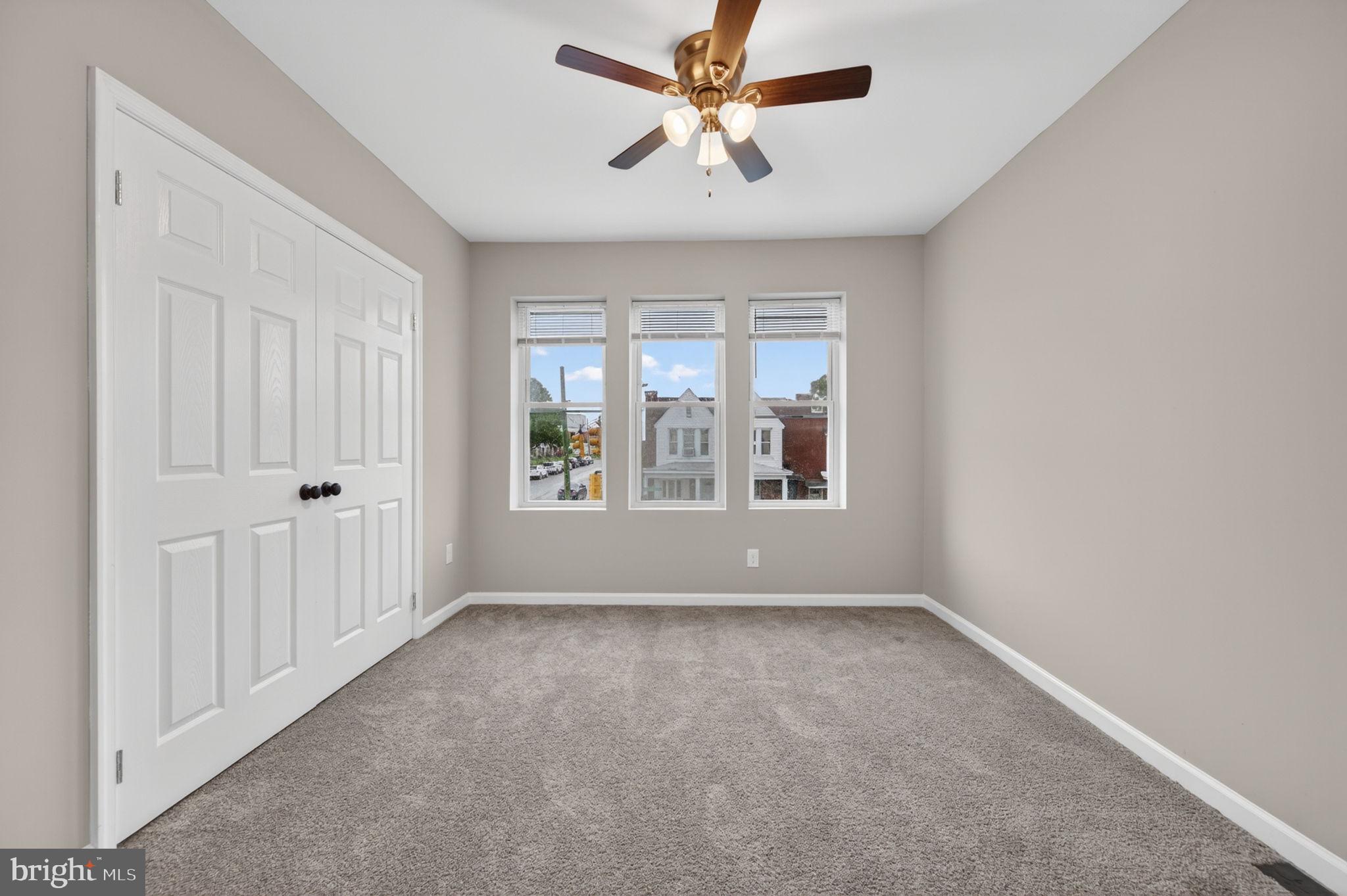 MIDWAY - Residential