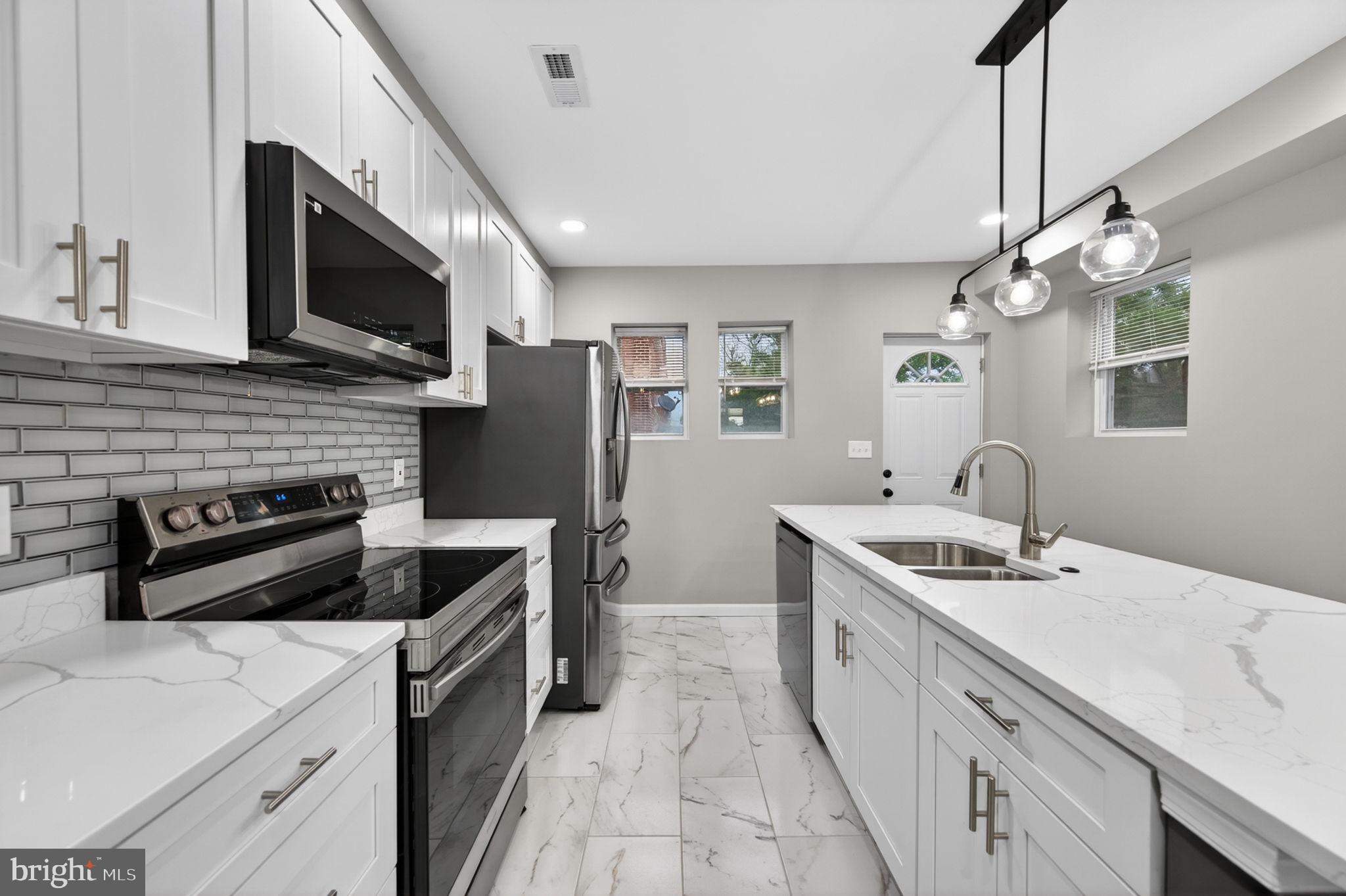 MIDWAY - Residential