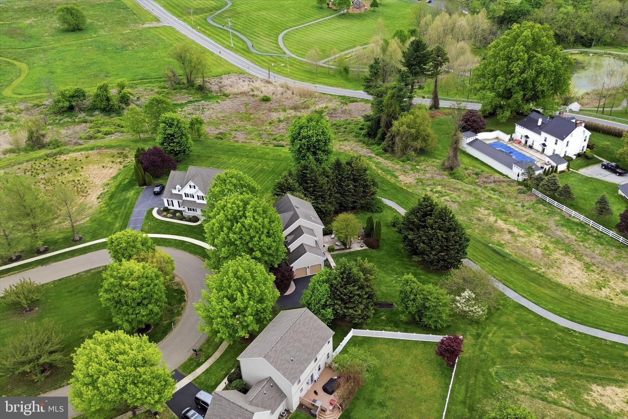 LAMBORN HUNT - Residential