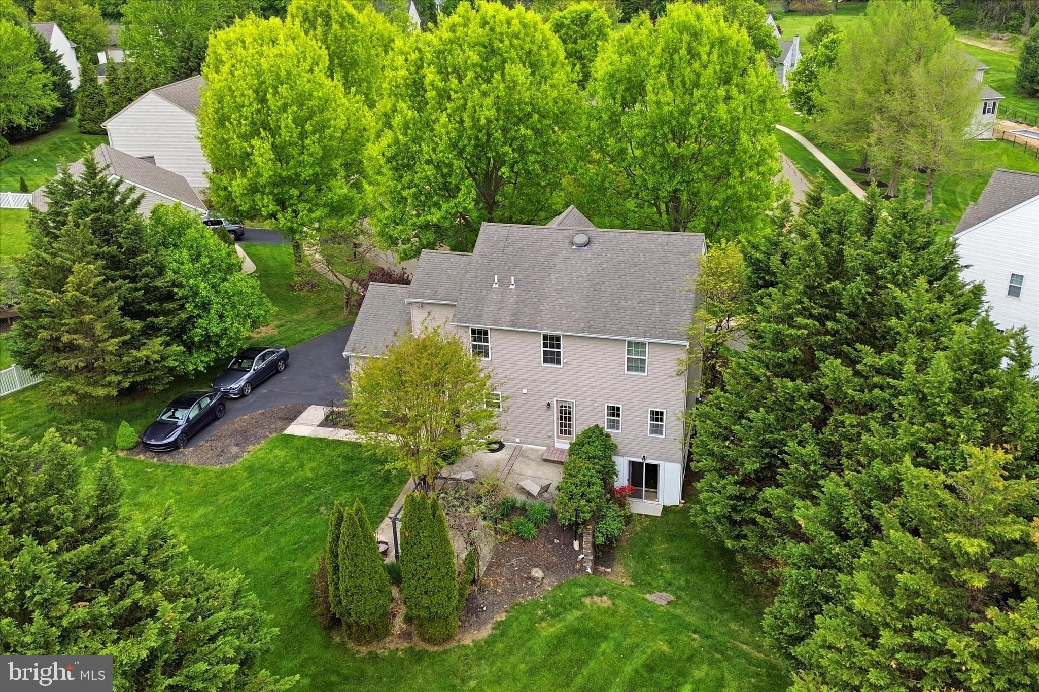 LAMBORN HUNT - Residential