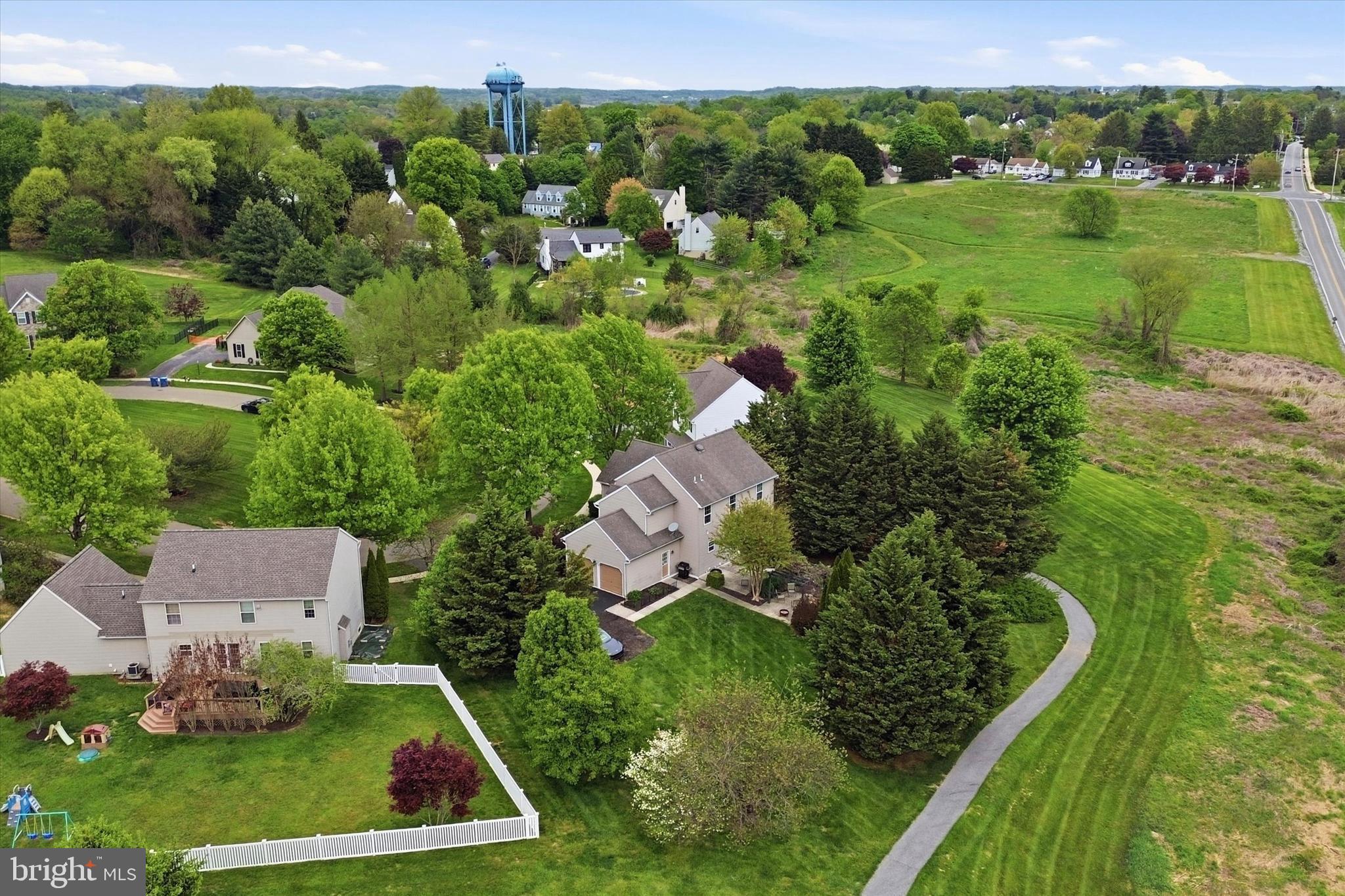 LAMBORN HUNT - Residential
