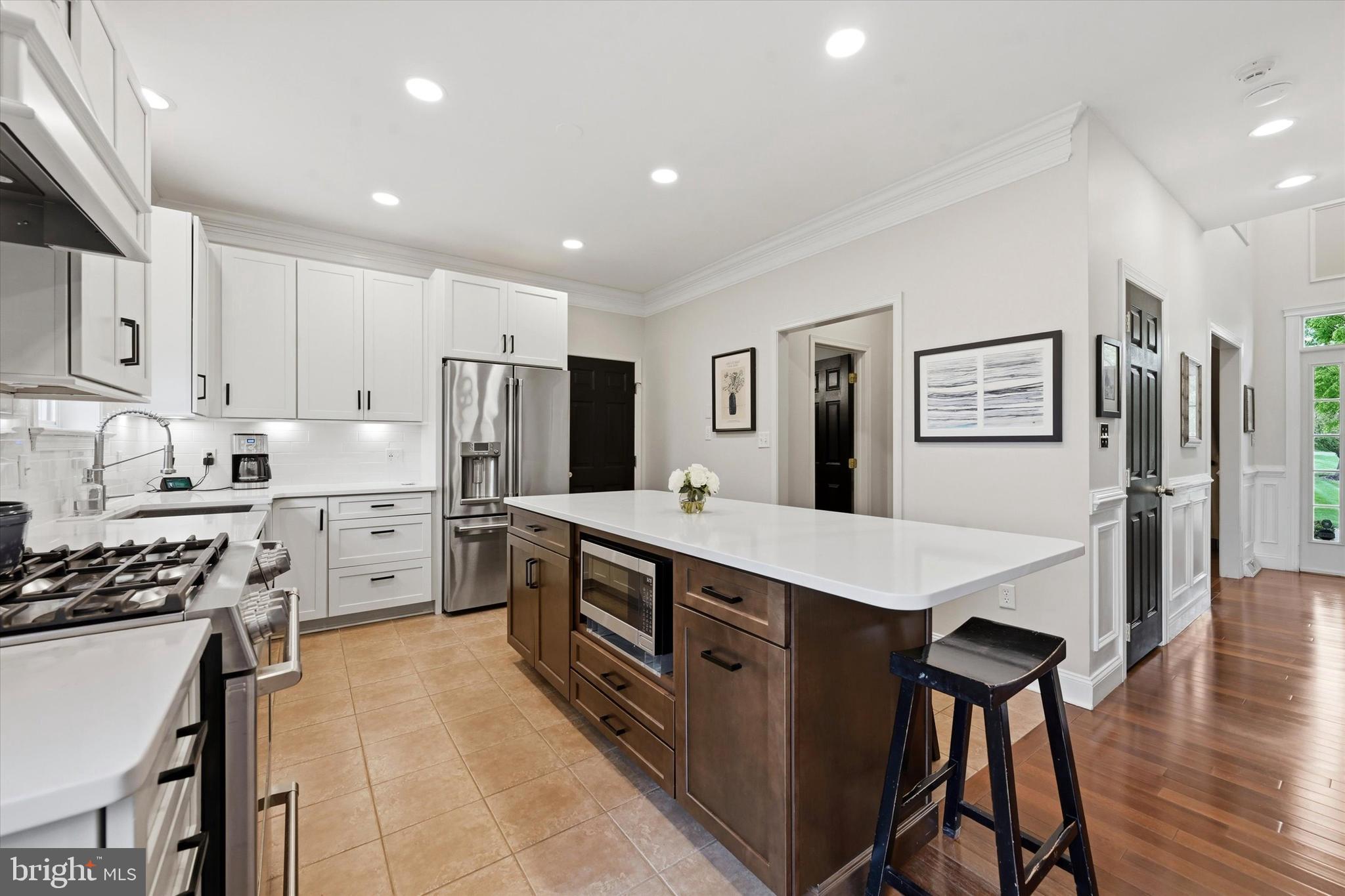 LAMBORN HUNT - Residential