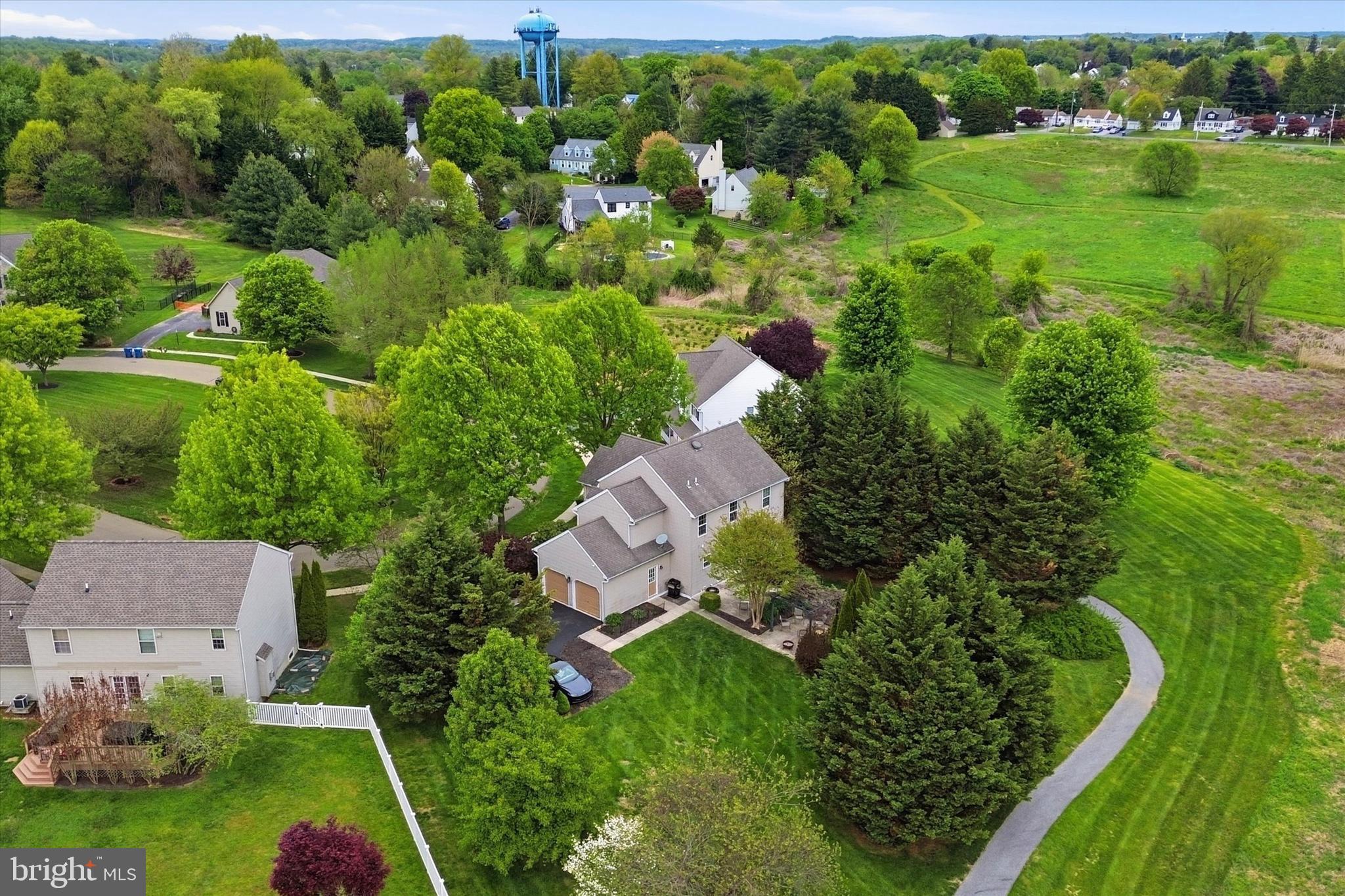 LAMBORN HUNT - Residential