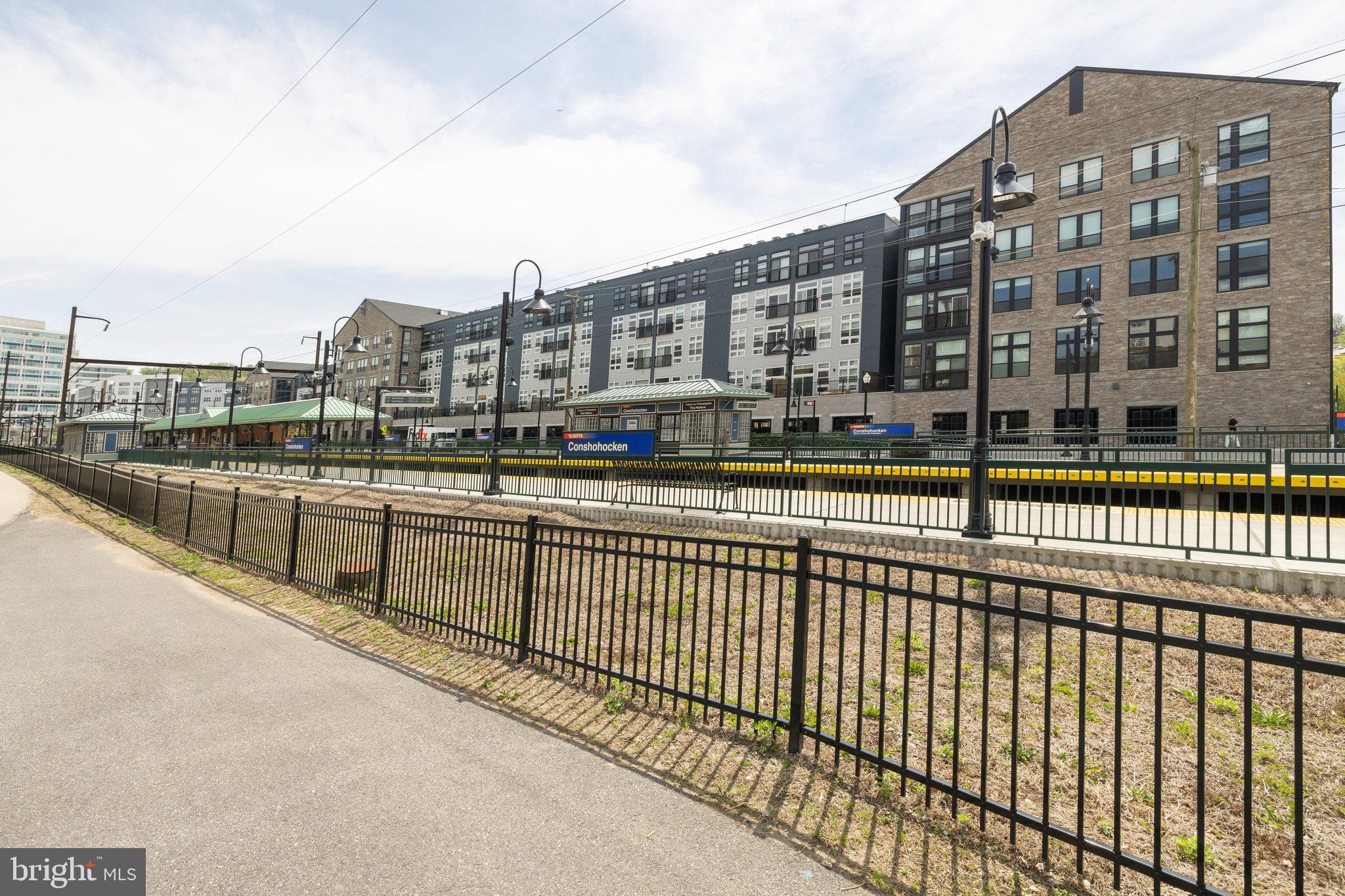 THE GRANDE AT RIVERVIEW - Residential Lease